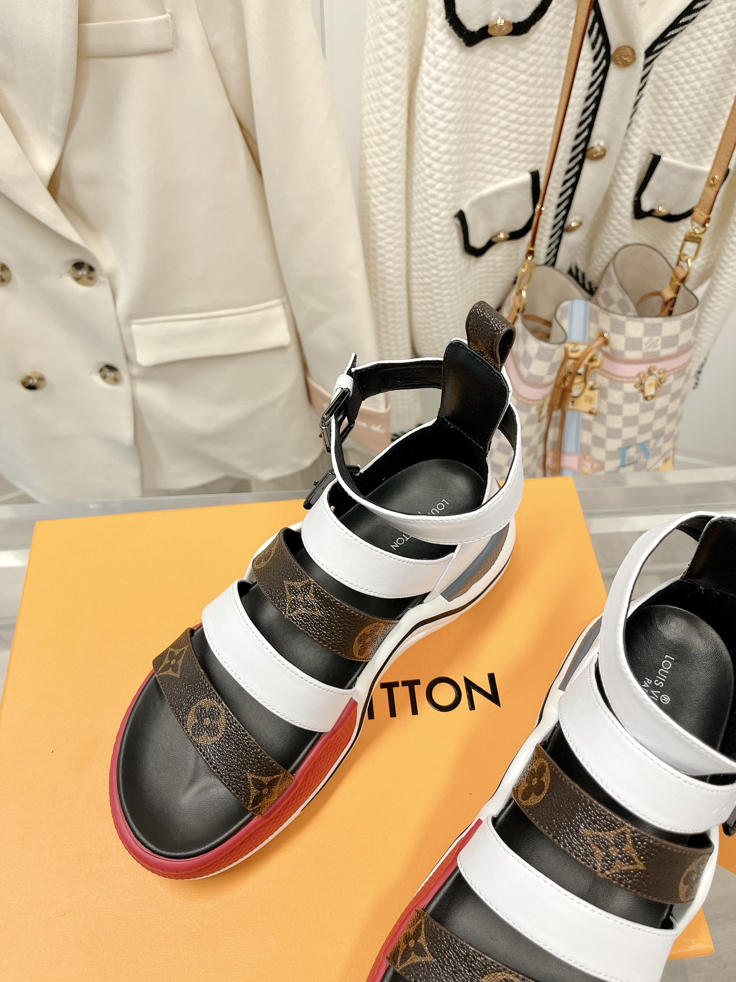 l0*is V*t0n archlight heels(eu35-41)
