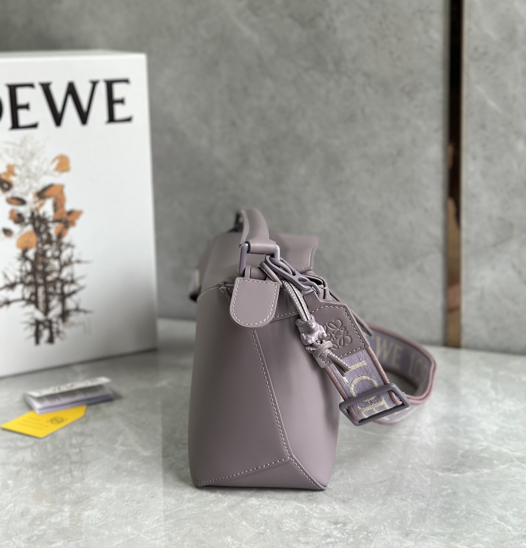 L0ew* puzzle small bag-24*10*14cm