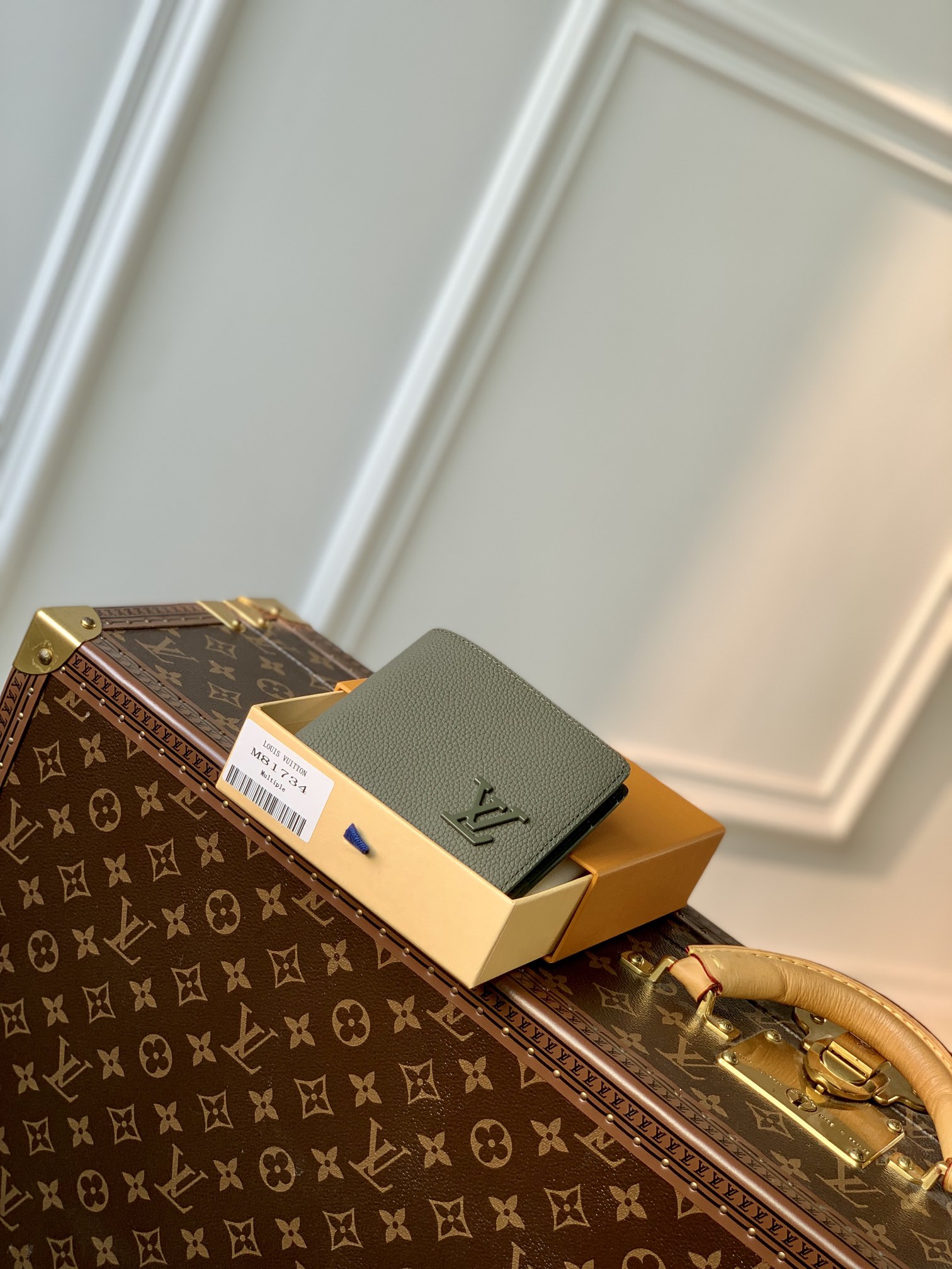 l0*is V*t0n portefeuille multiple wallet-11.5 x 9 x 1.5 cm
