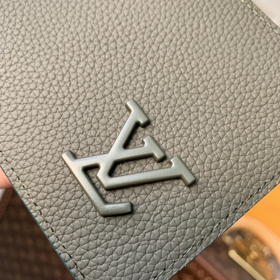 l0*is V*t0n portefeuille multiple wallet-11.5 x 9 x 1.5 cm