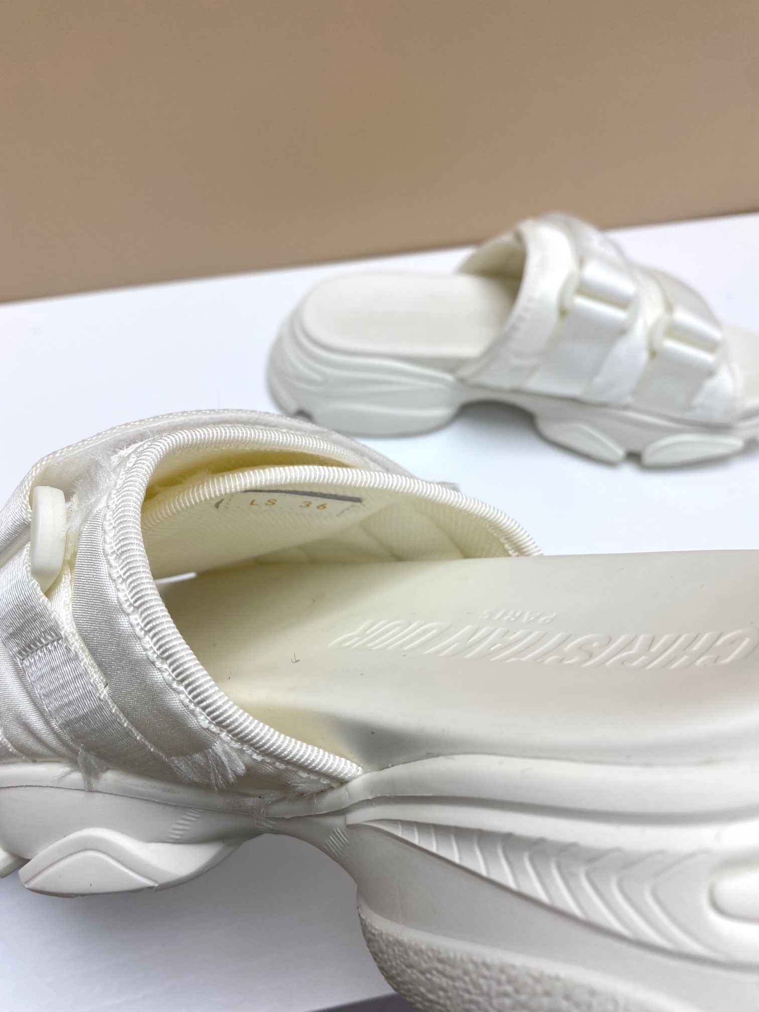 D*or slippers-5cm