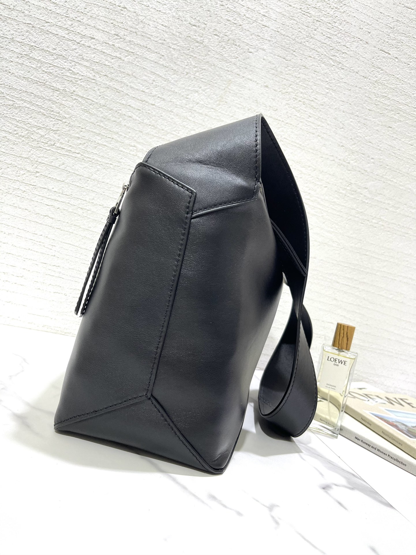 L0ew* hobo bag-33.5*16.5*24cm