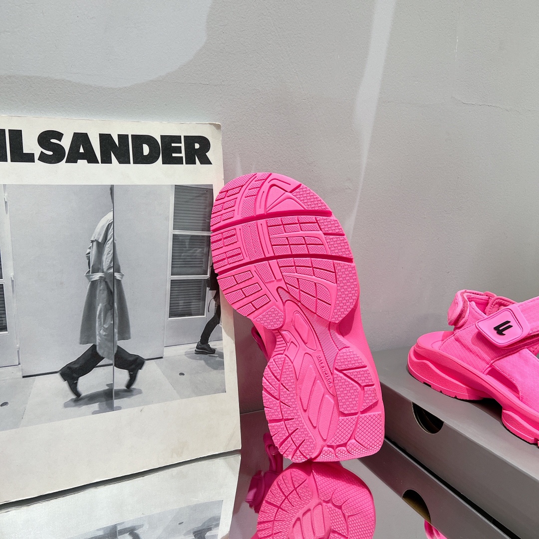 Balenciag Tourist Sandals
