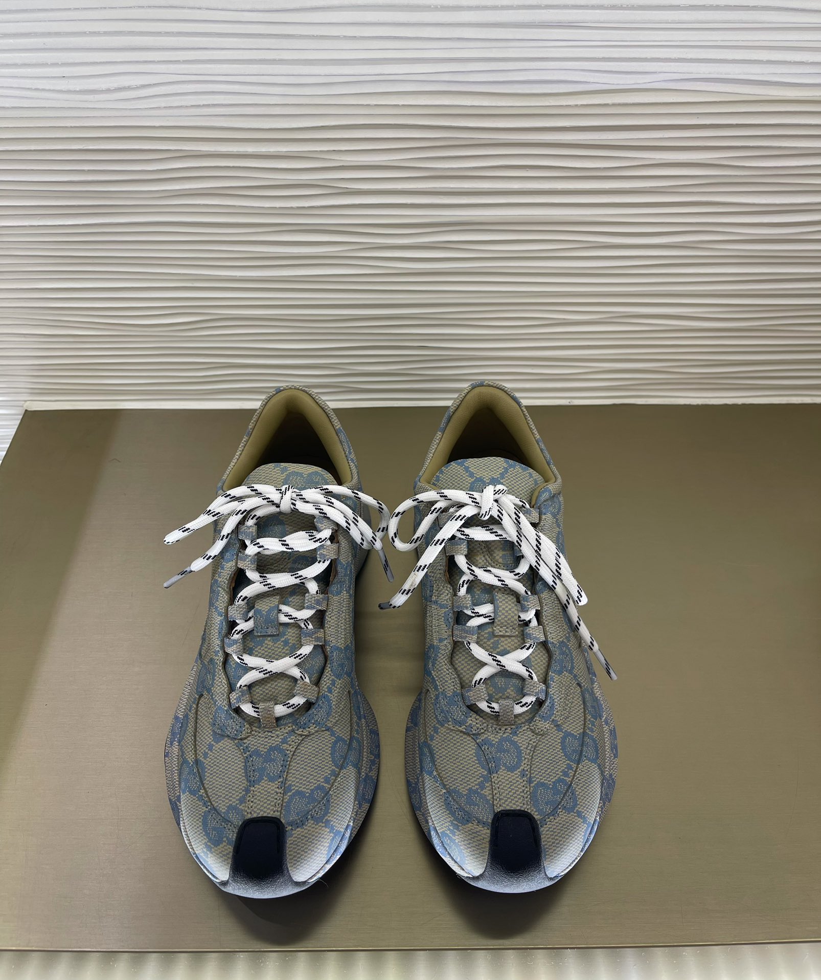 G*u*i sneakers