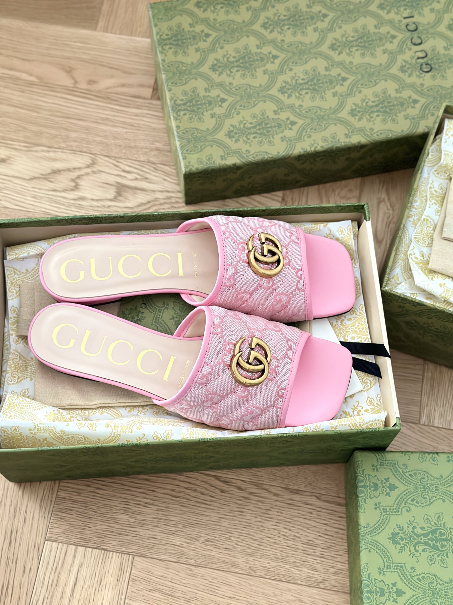 G*u*i slides