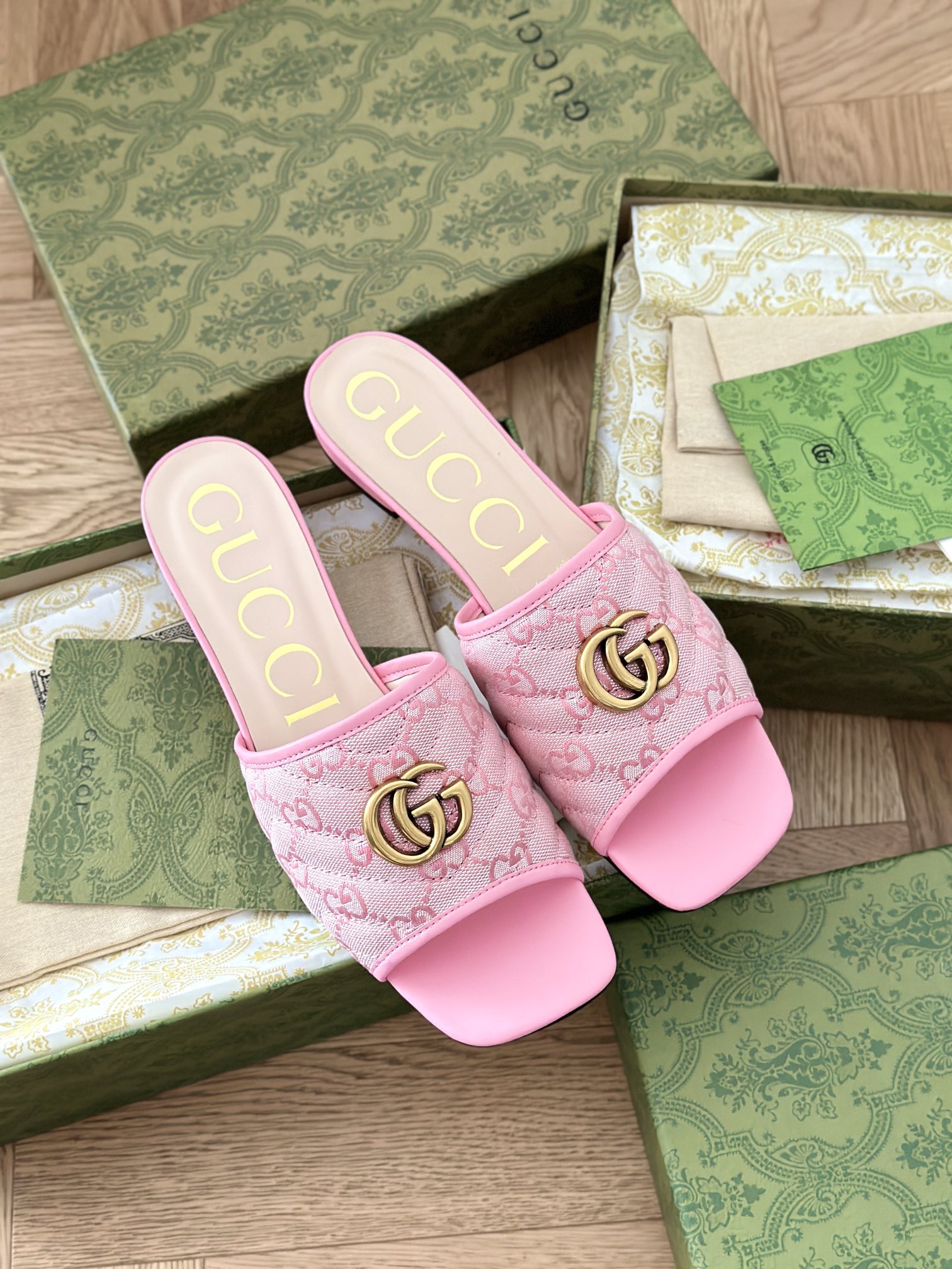 G*u*i slides
