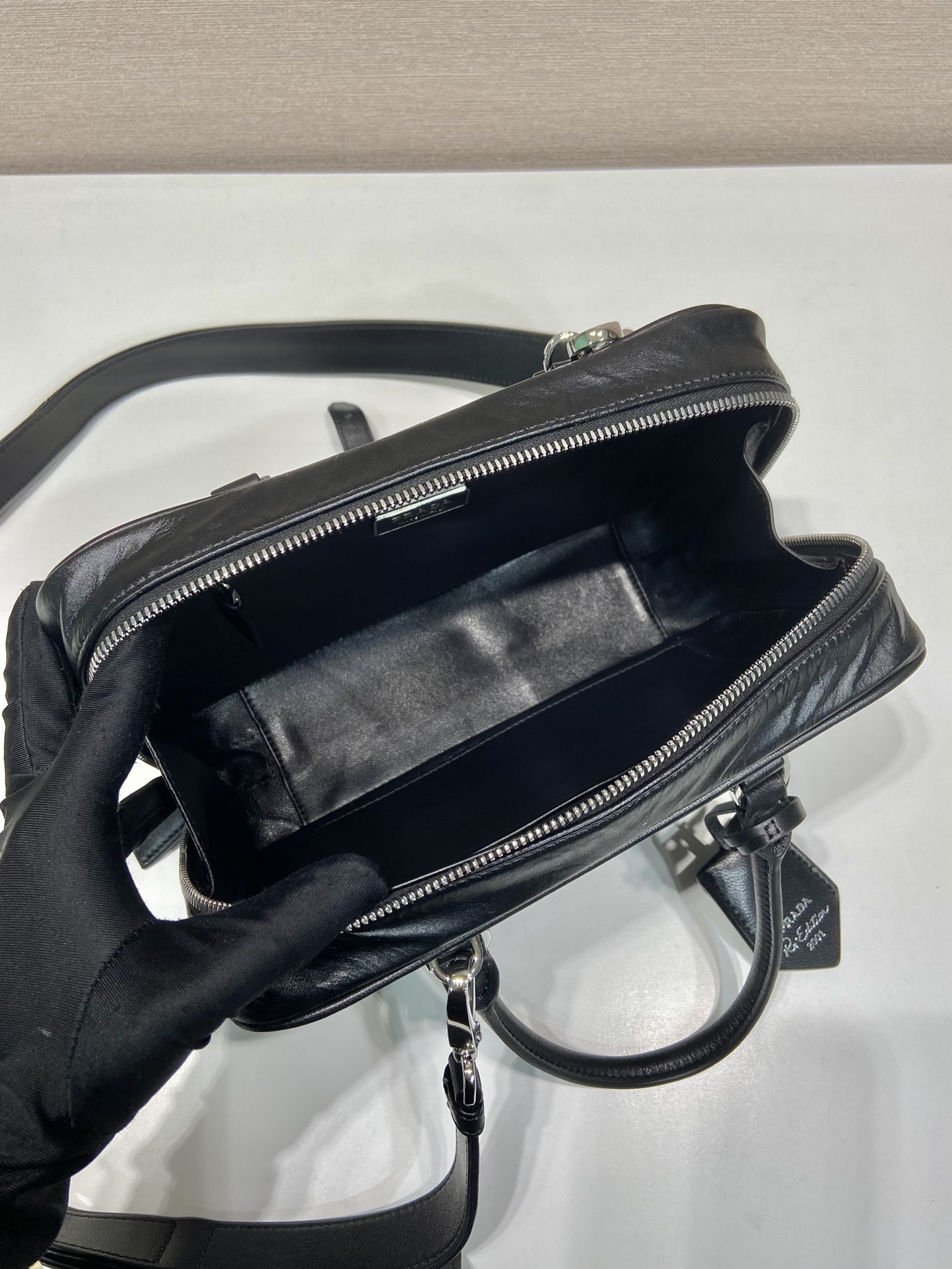 Pra*a 1bb092 boston tote-24*15.5*7cm