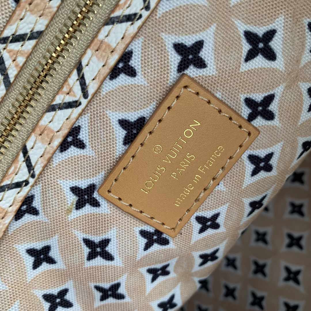 l0*is V*t0n neverful m21733-32*29*17cm