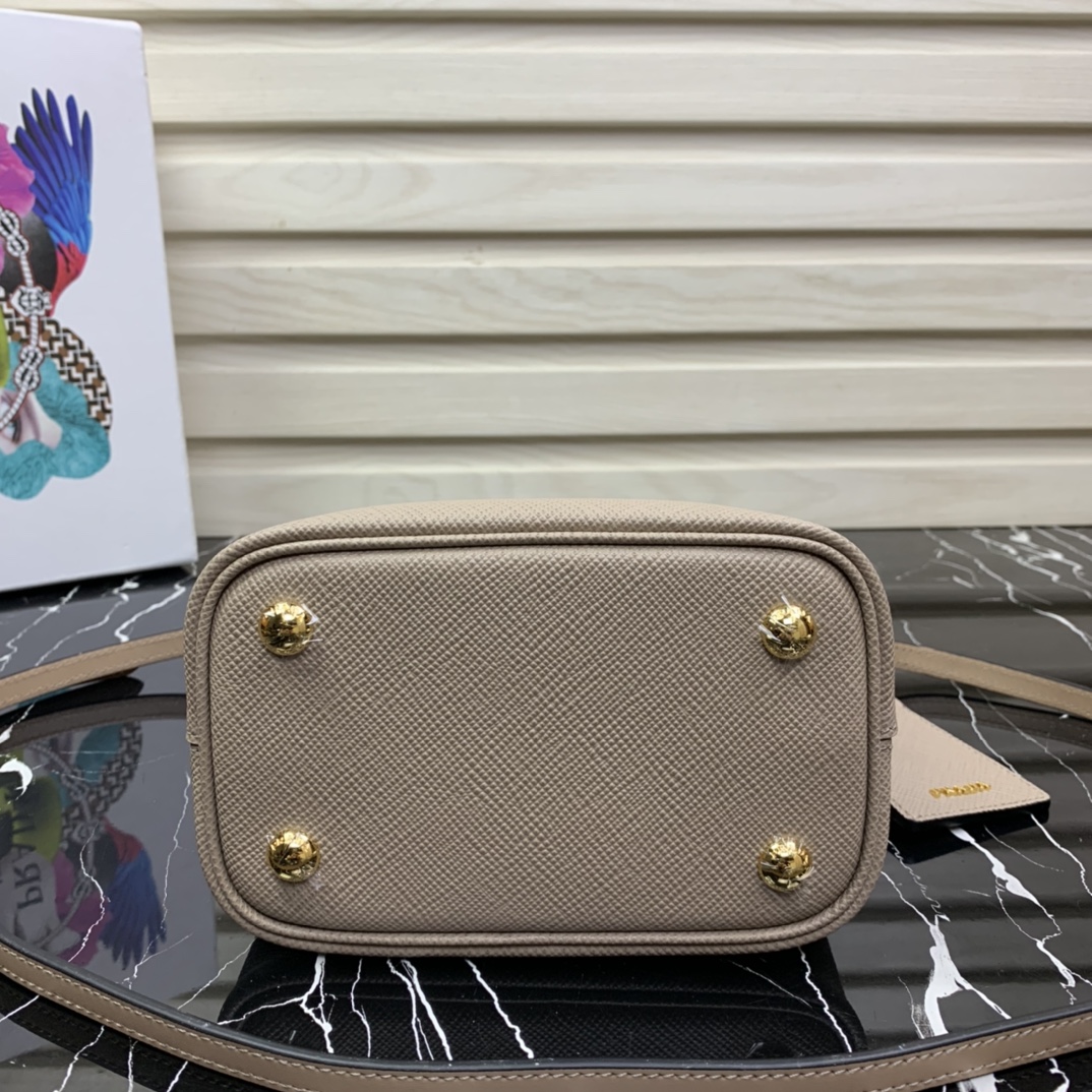Pra*a 1ba217 tote-24*12.5*7cm