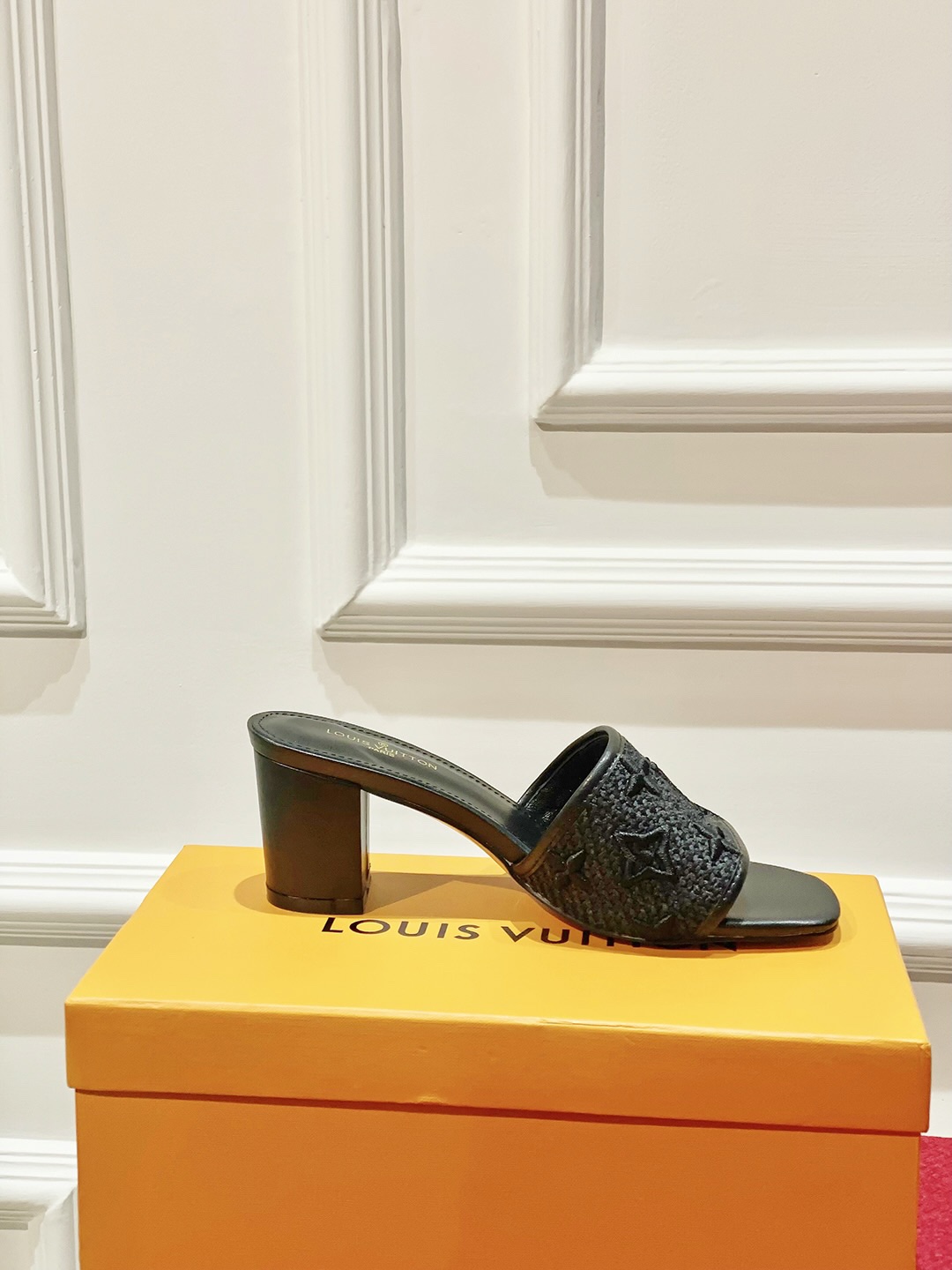 l0*is V*t0n slippers-6.5cm