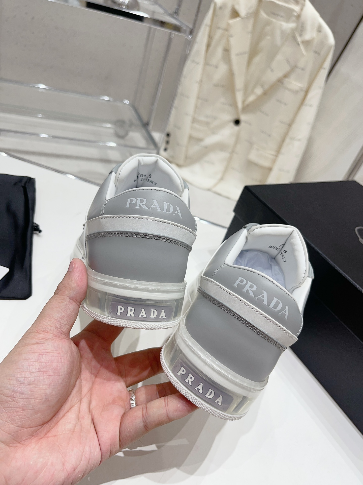 Pra*a sneaker(39–44)