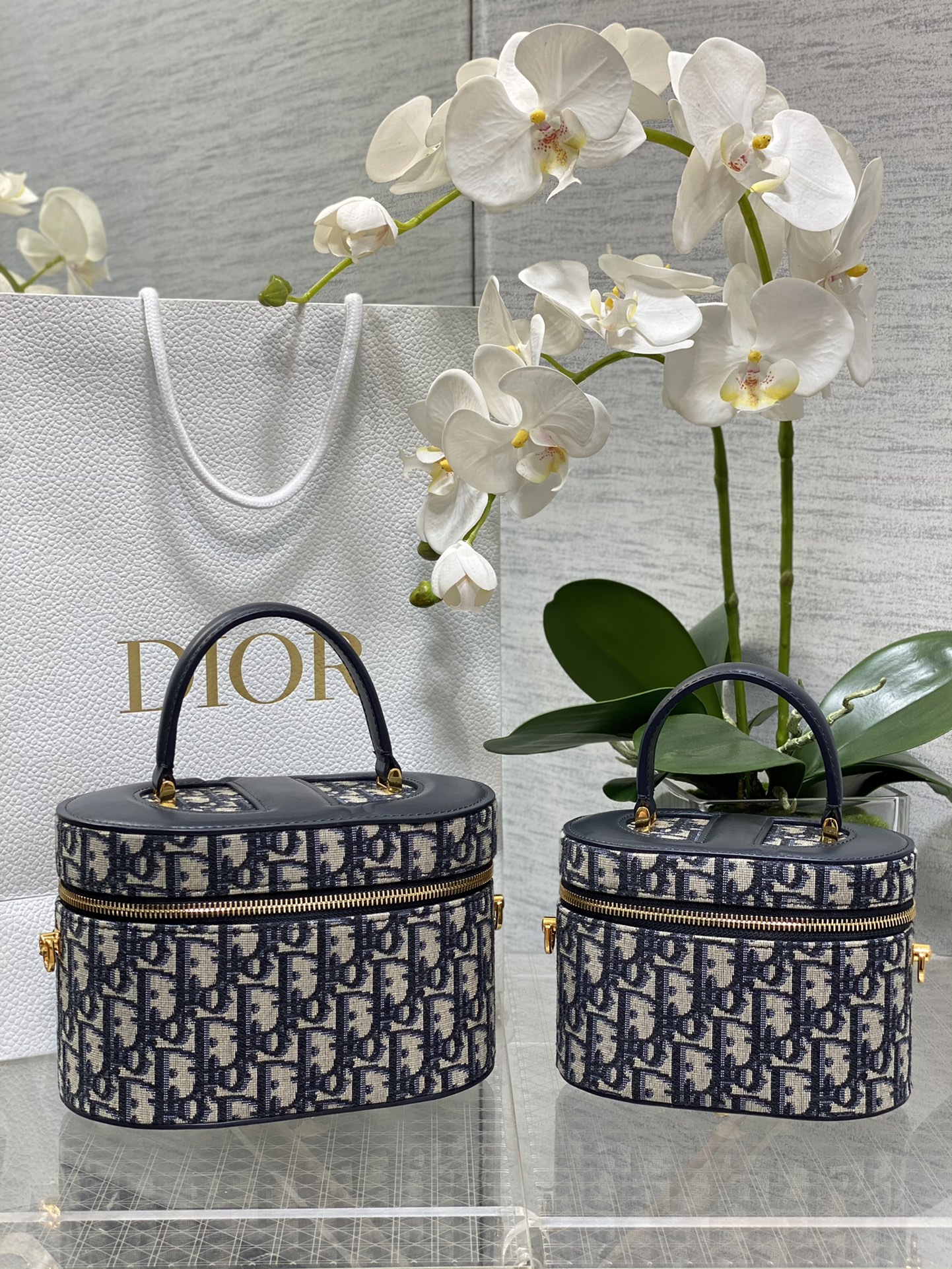 D*or signature vanity bag-24*14*18cm