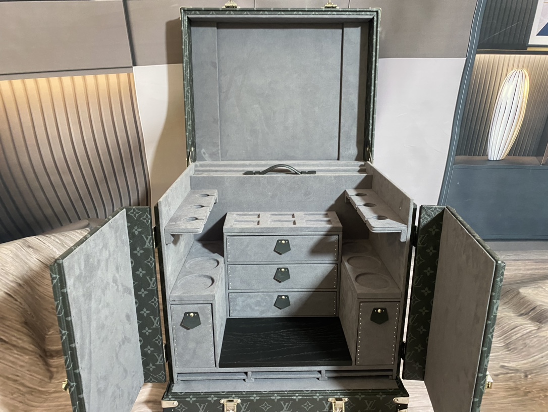 l0*is v*t0n cusT0m order small wine box (black flower + grey)-46*37*50cm