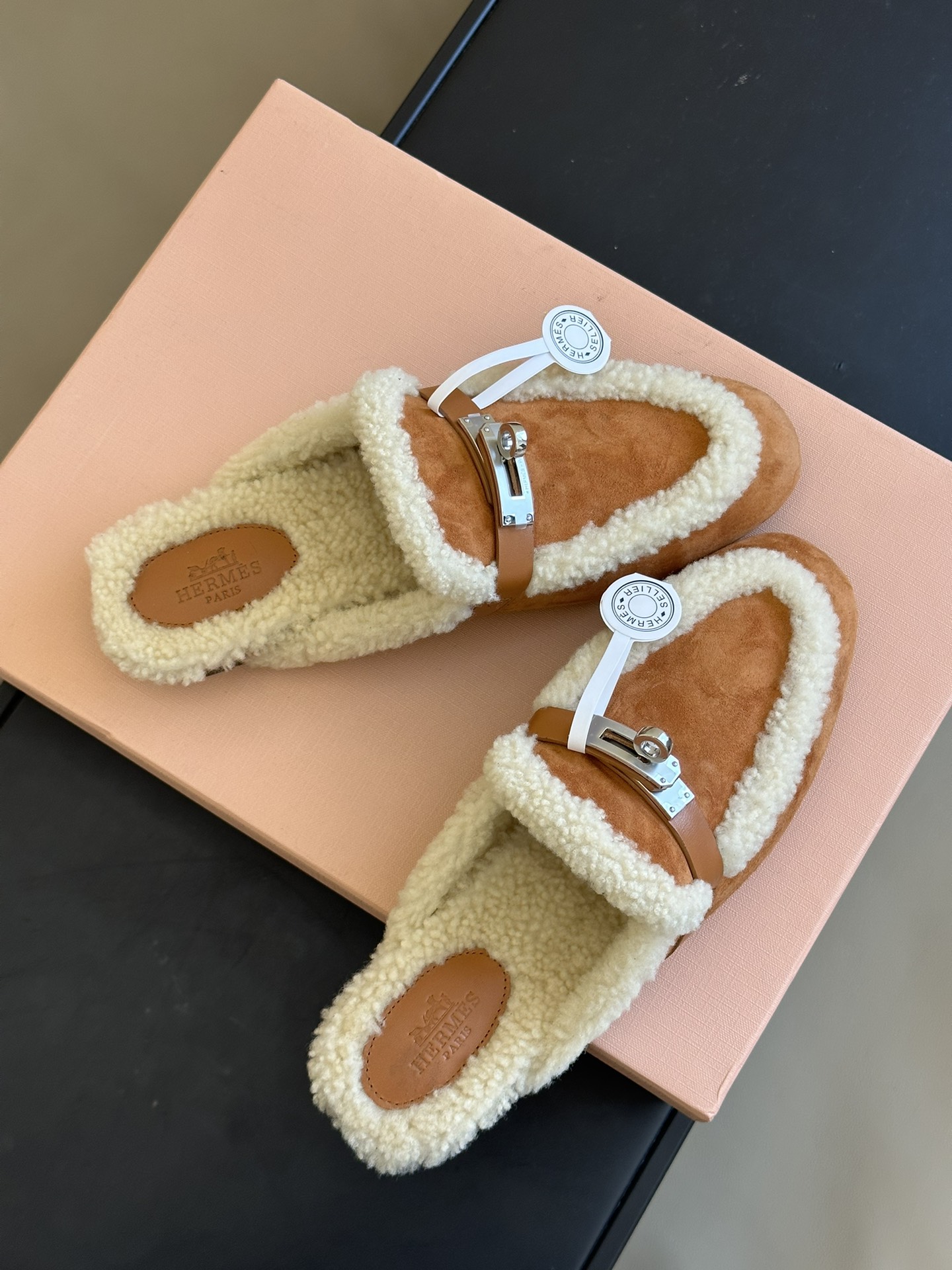 H**mes slides