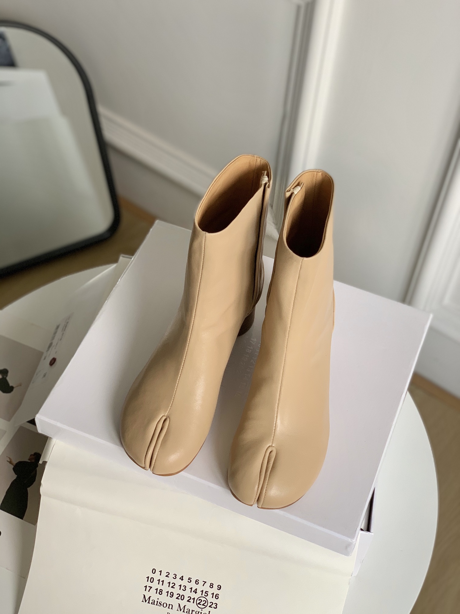 ma1s0n Marg*e1a boots