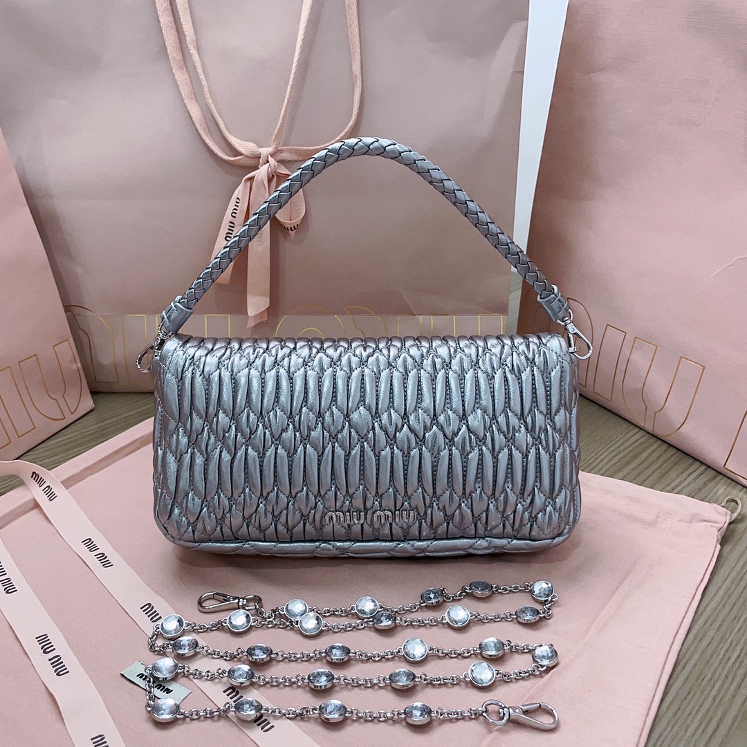 M*um*u chain bag-22.5*4.5*12cm