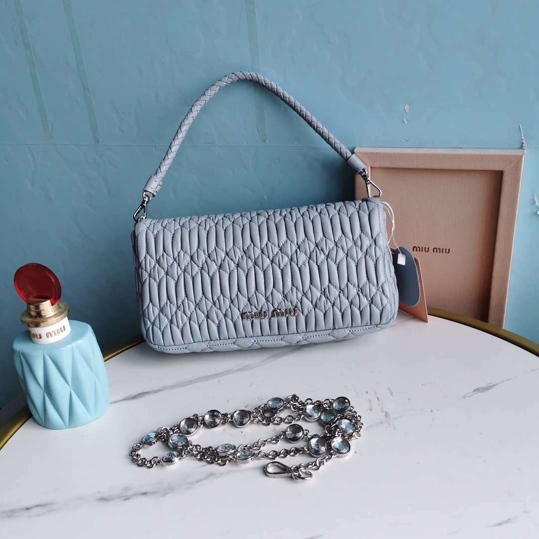 M*um*u chain bag-22.5*4.5*12cm
