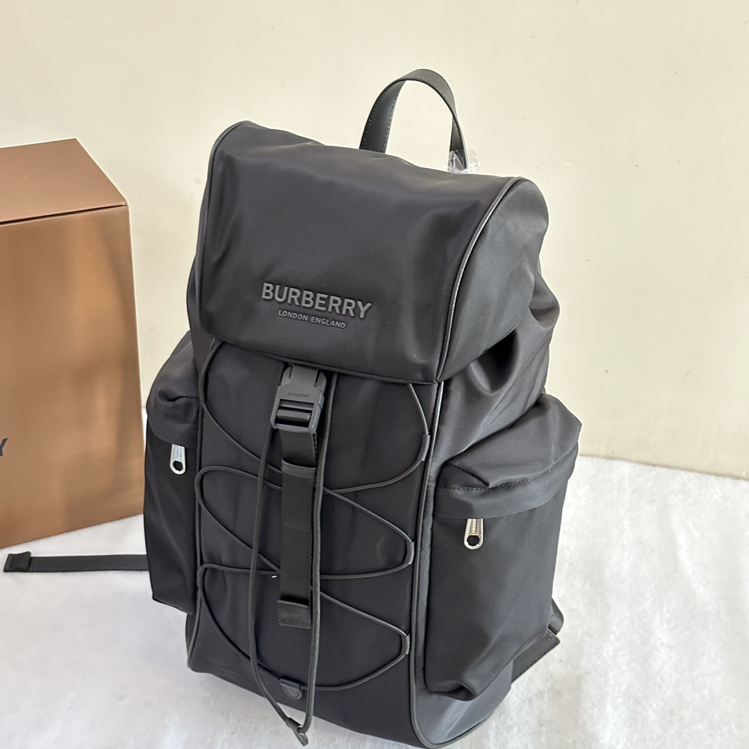 B**rry backpack-30 x 17 x 50cm