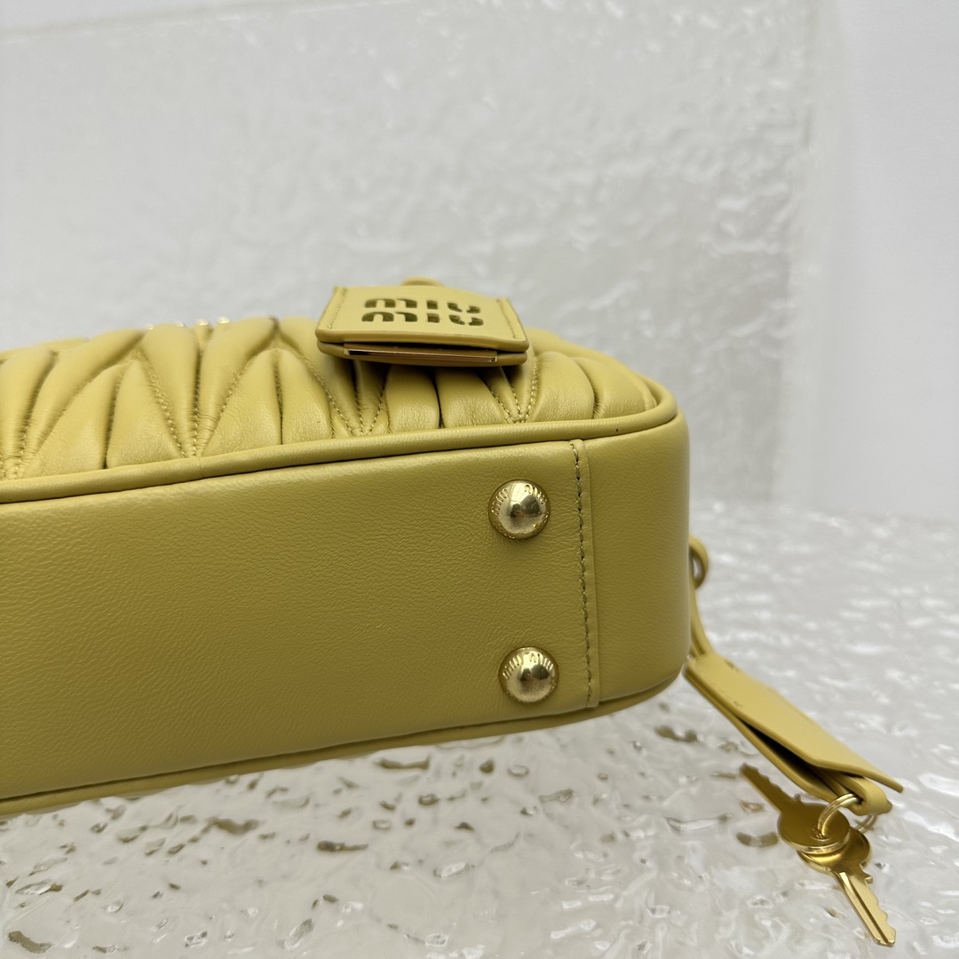 M*um*u vintage too pretty bag-19*13*6cm