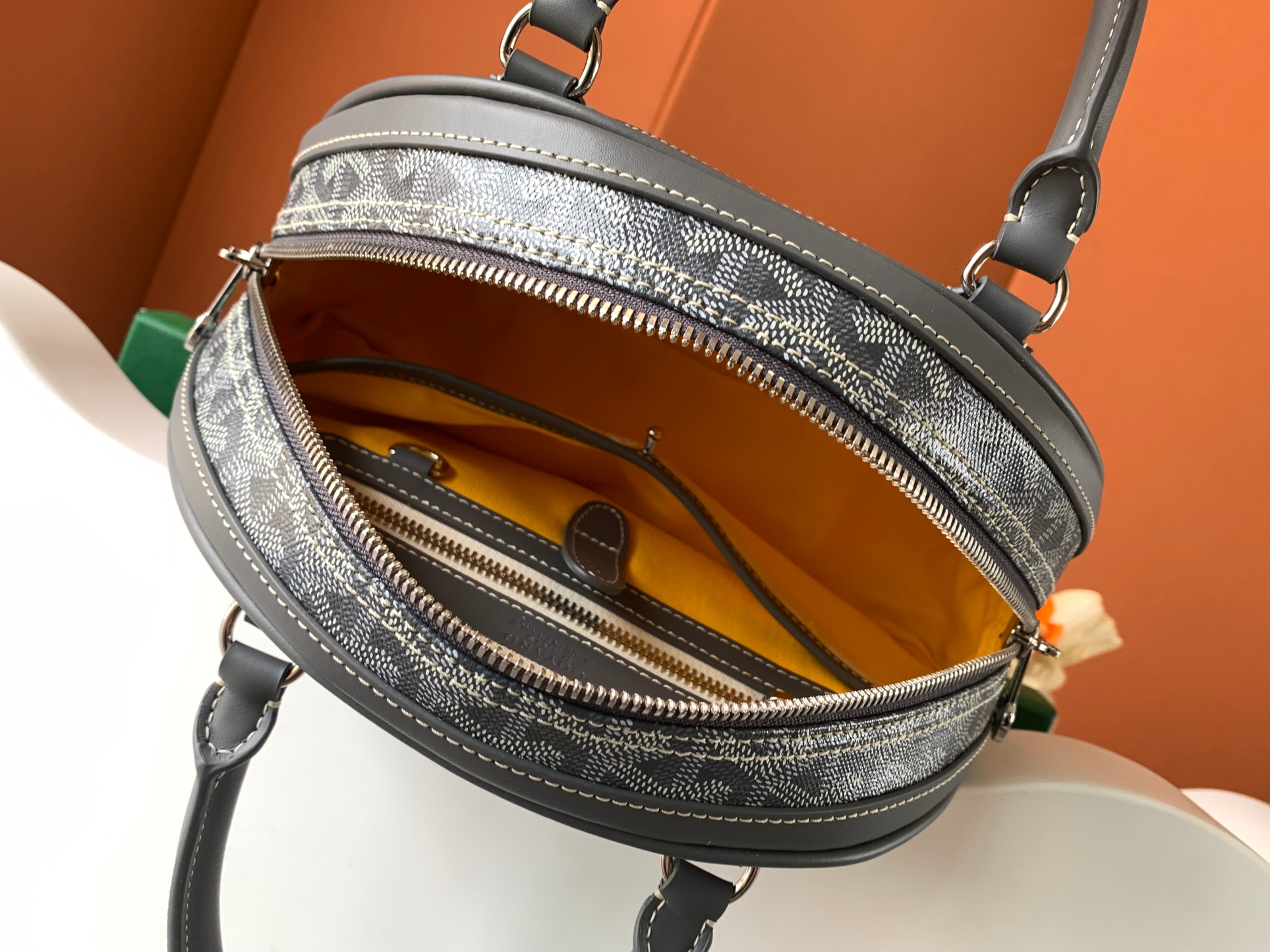 Go*ard vintage bag-26.5x8x17cm