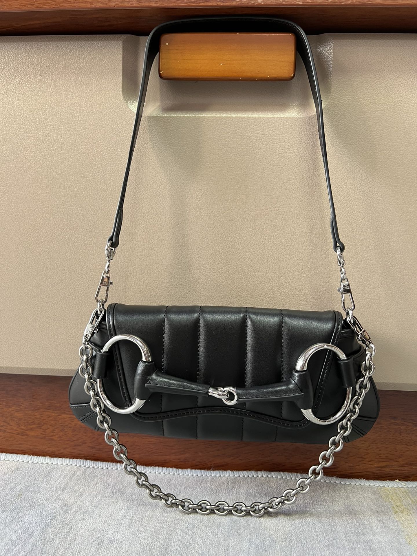 G*u*i horsebit chain 2023-27x11x5cm