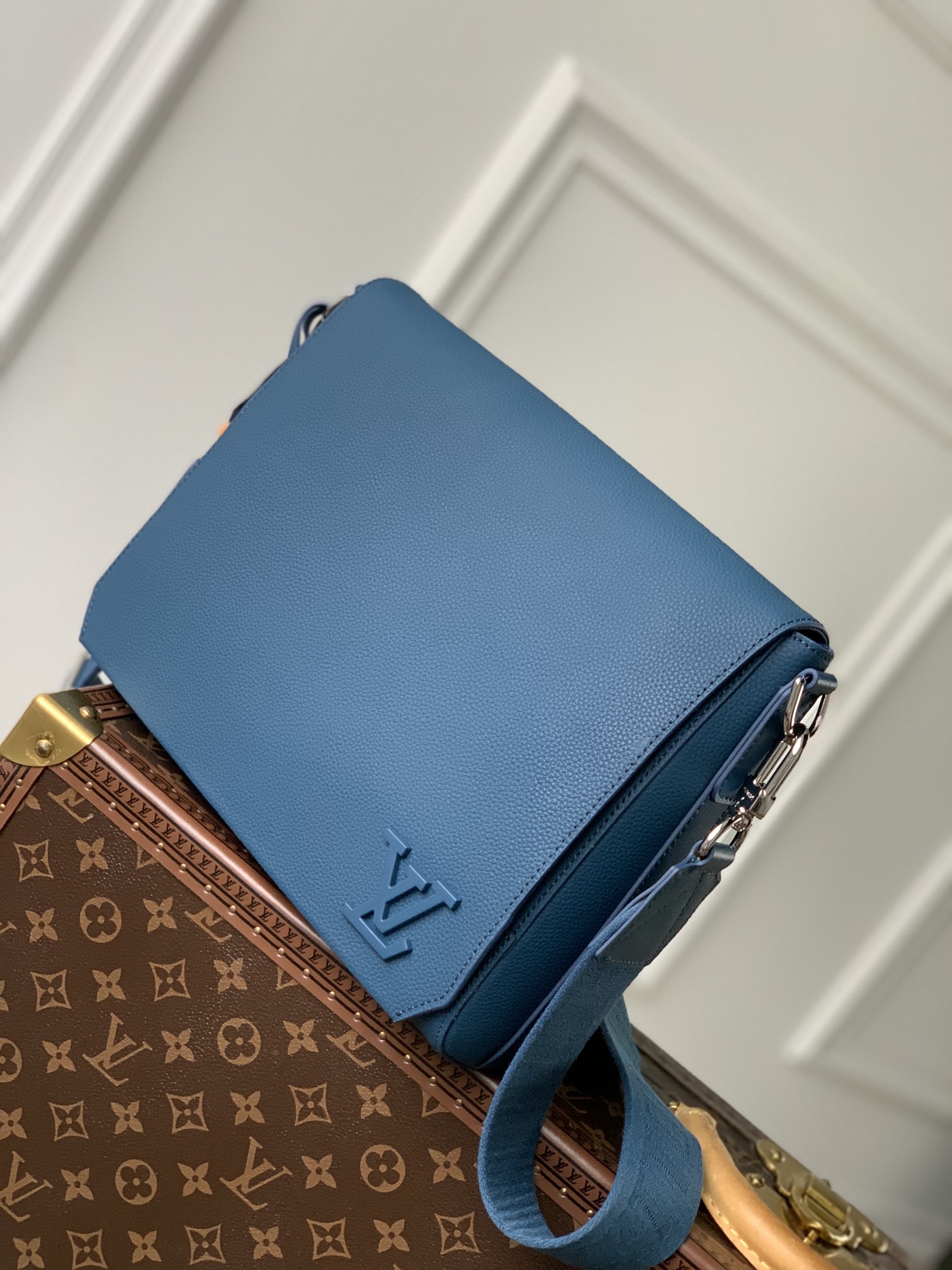 l0*is V*t0n aerogram bag-m57080-28x24x10cm