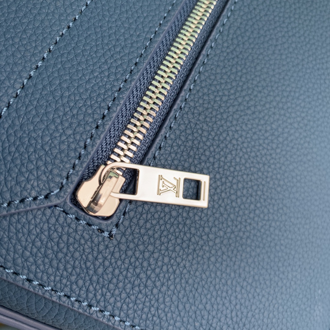 l0*is V*t0n aerogram bag-m57080-28x24x10cm