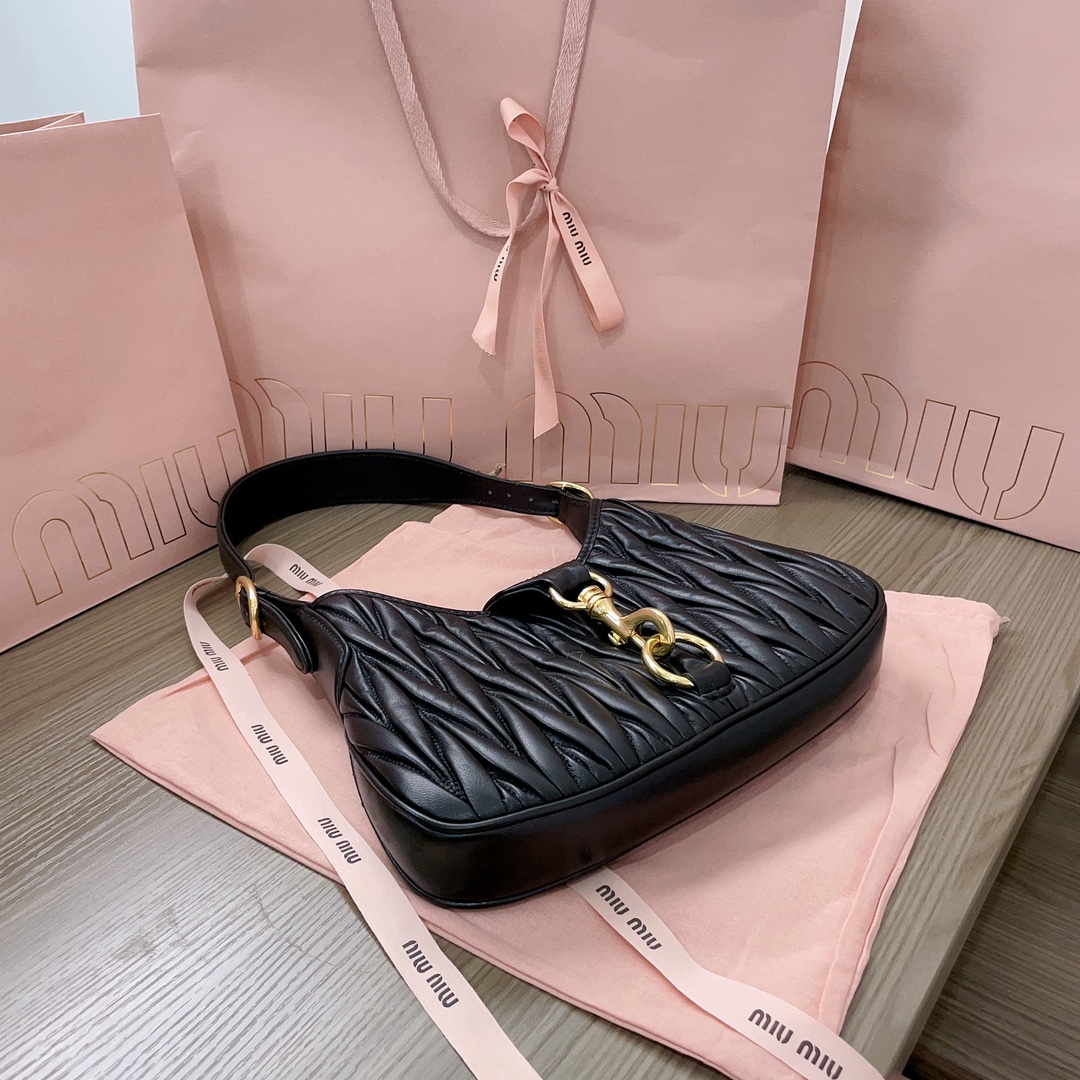 M*um*u hobo bag-29*15*4cm