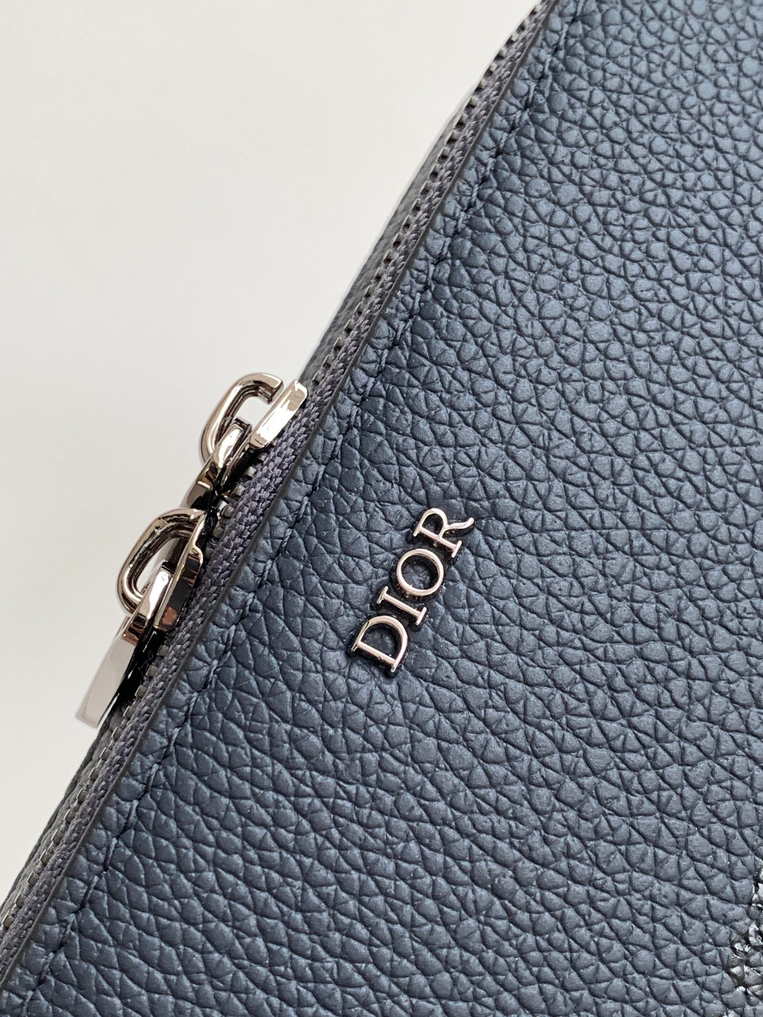 D*or essentials bag-17*12.5cm