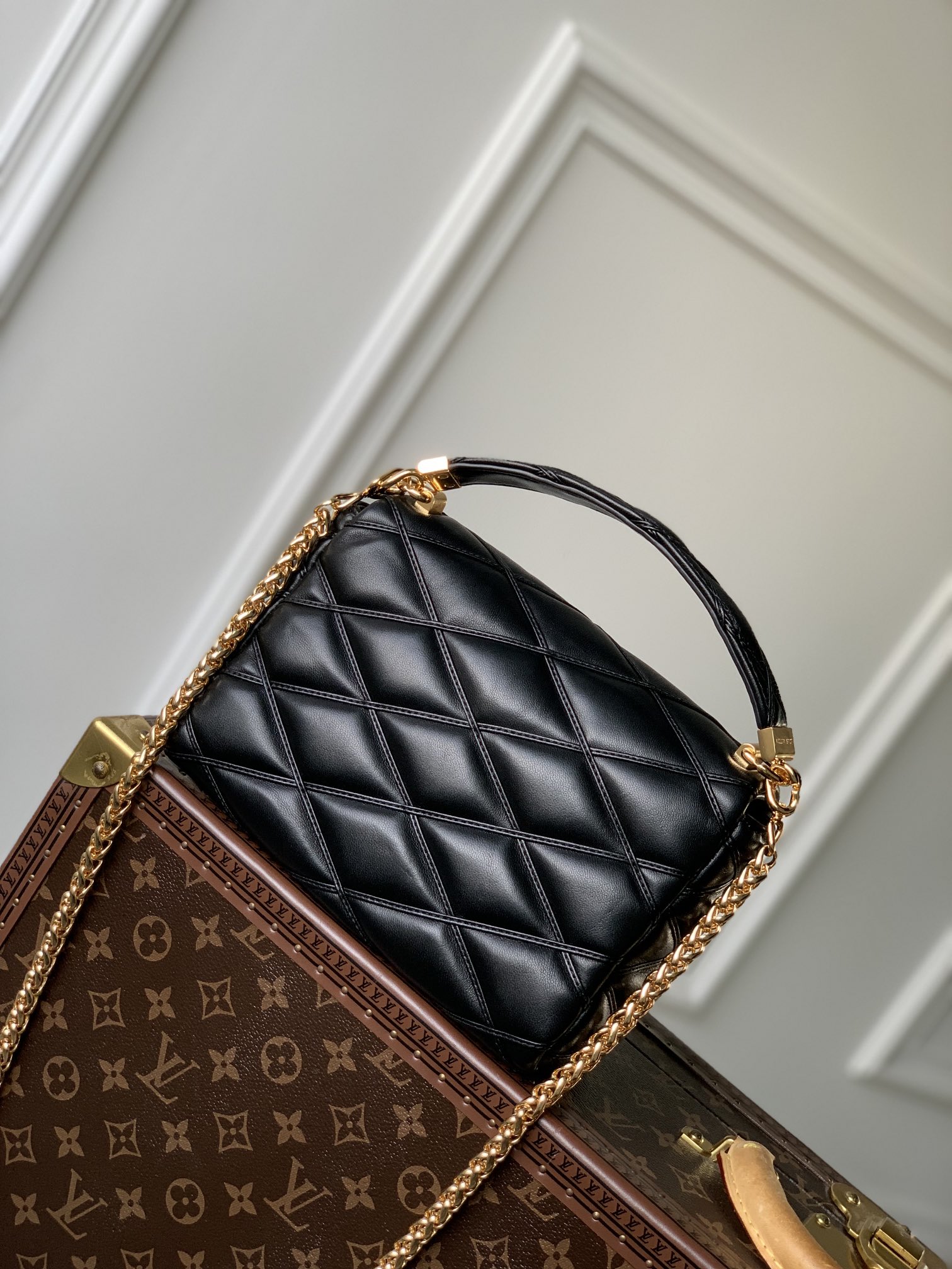 l0*is V*t0n go-14 bag-m22891-23.0 x 16.0 x 10cm