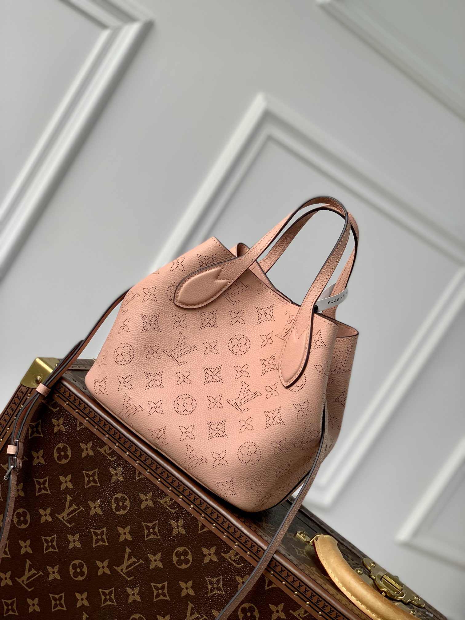 l0*is V*t0n blossom handbags-32 x 20 x 12.5cm