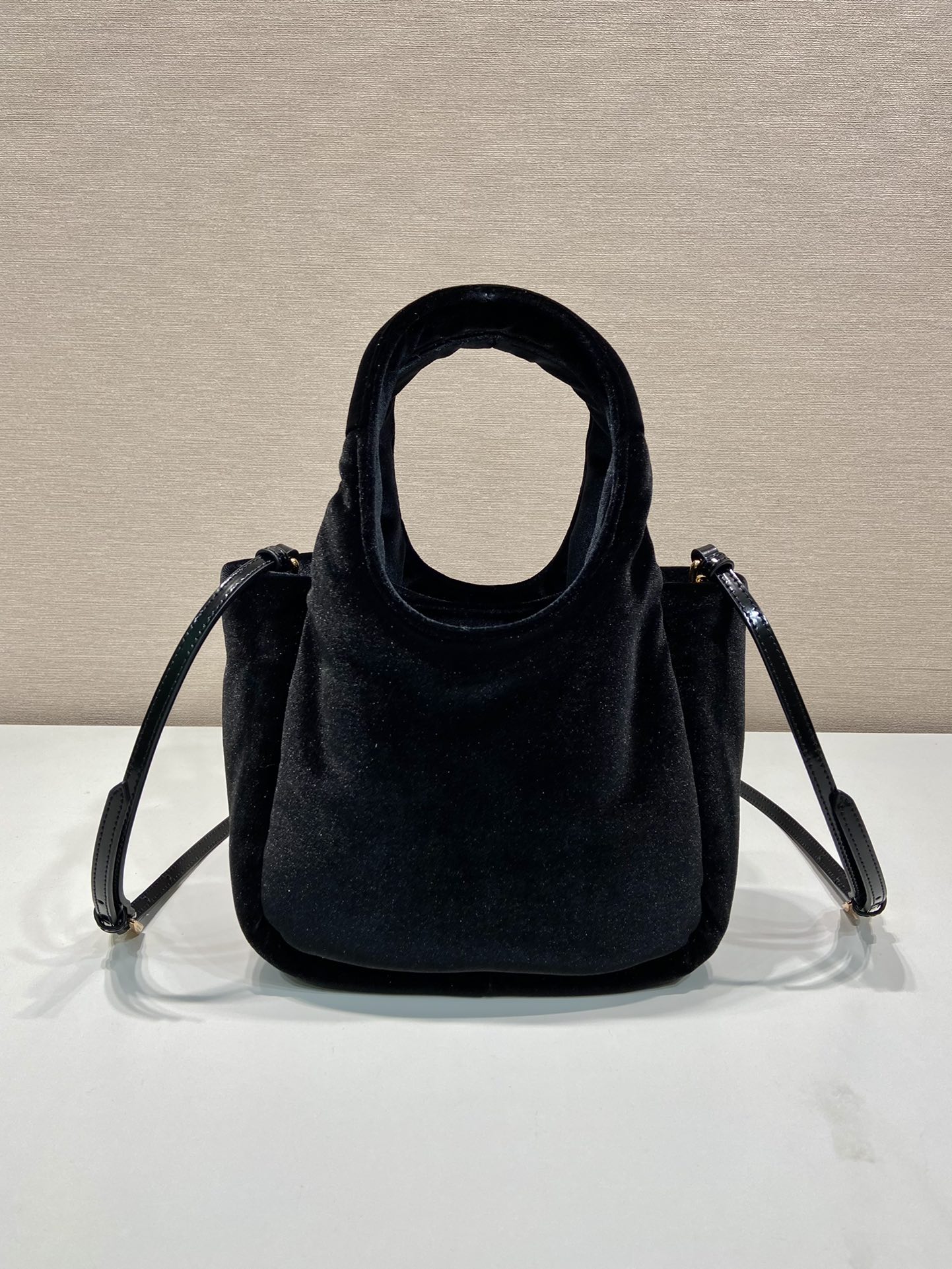 Pra*a velvet bucket 1ba349 bag-17*15*8cm