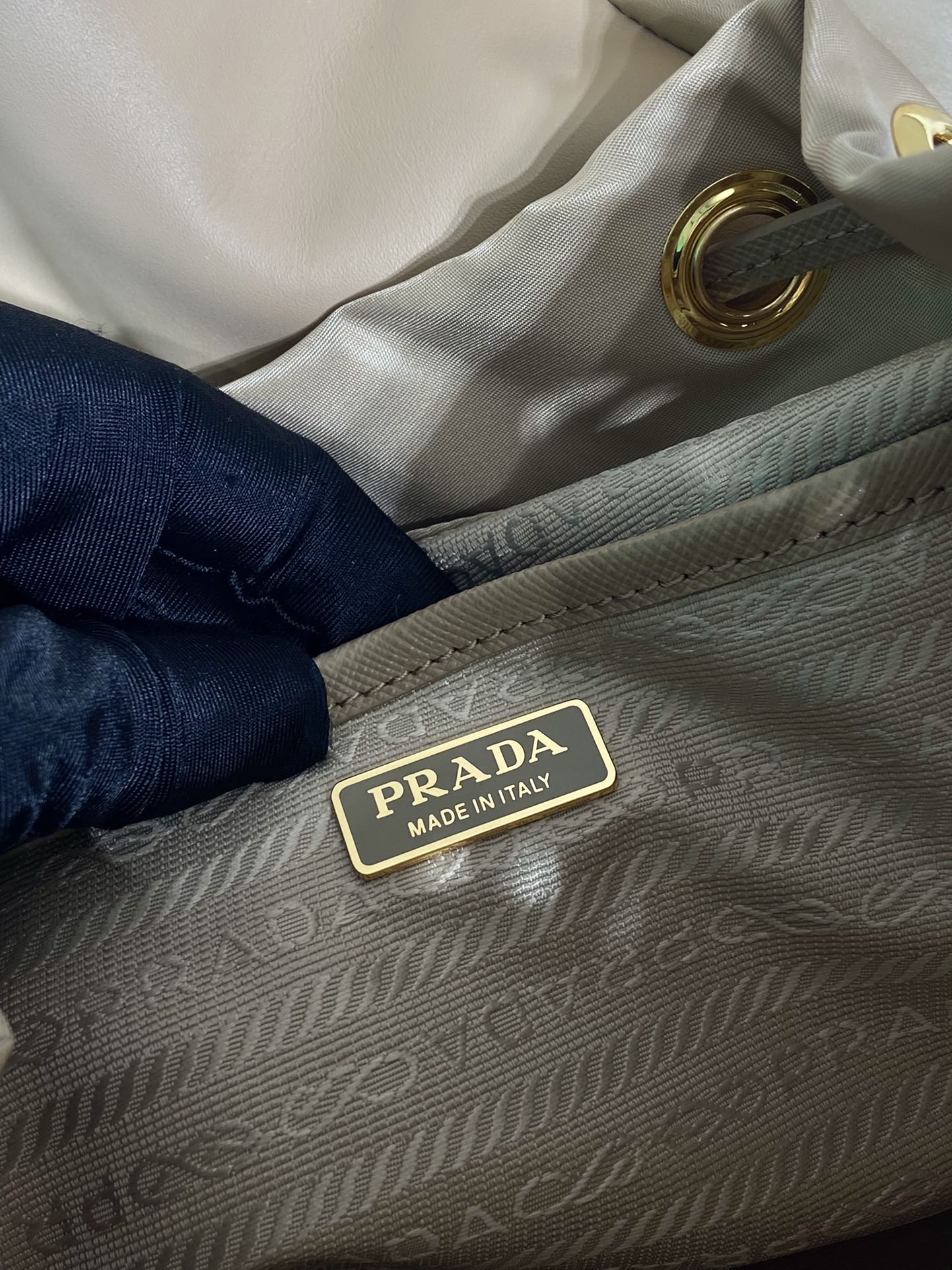 Pra*a backpack 1bz074 -20.5×25×11.5cm