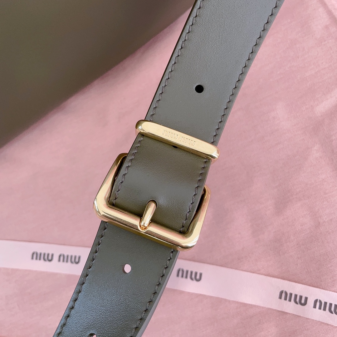M*um*u briefcase-34x23x11cm
