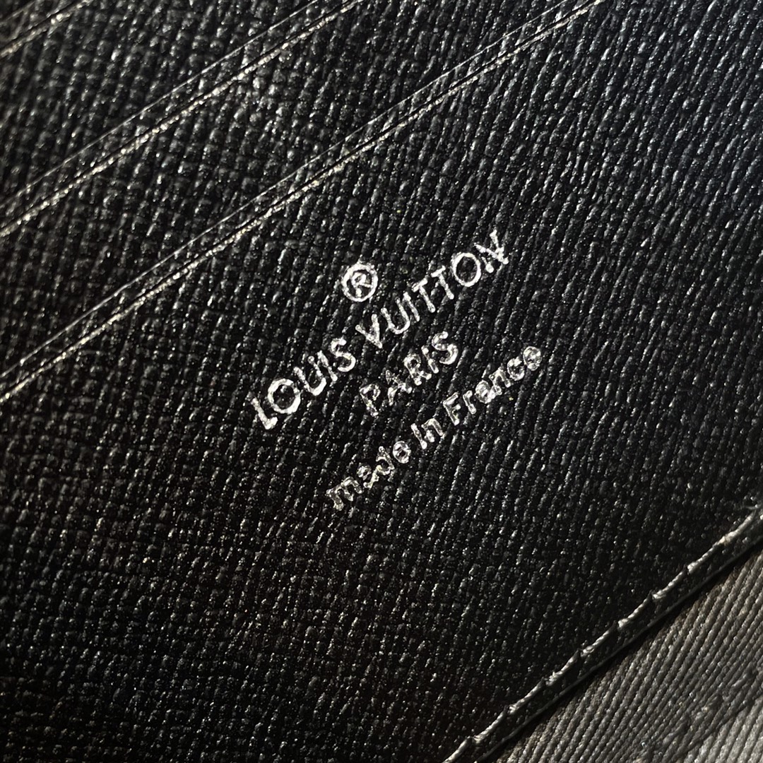 l0*is V*t0n alpha wearable bag-m22481-18.5 x 11.0 x 6.5cm