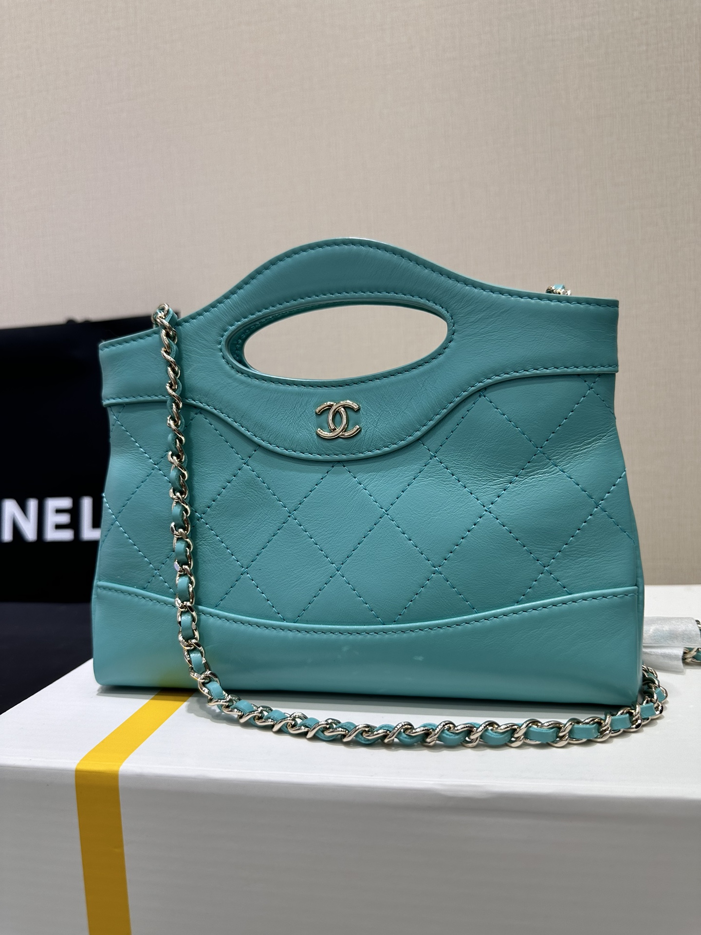 Ch@nel Nano 31 Bag-20.5*17.5*4CM