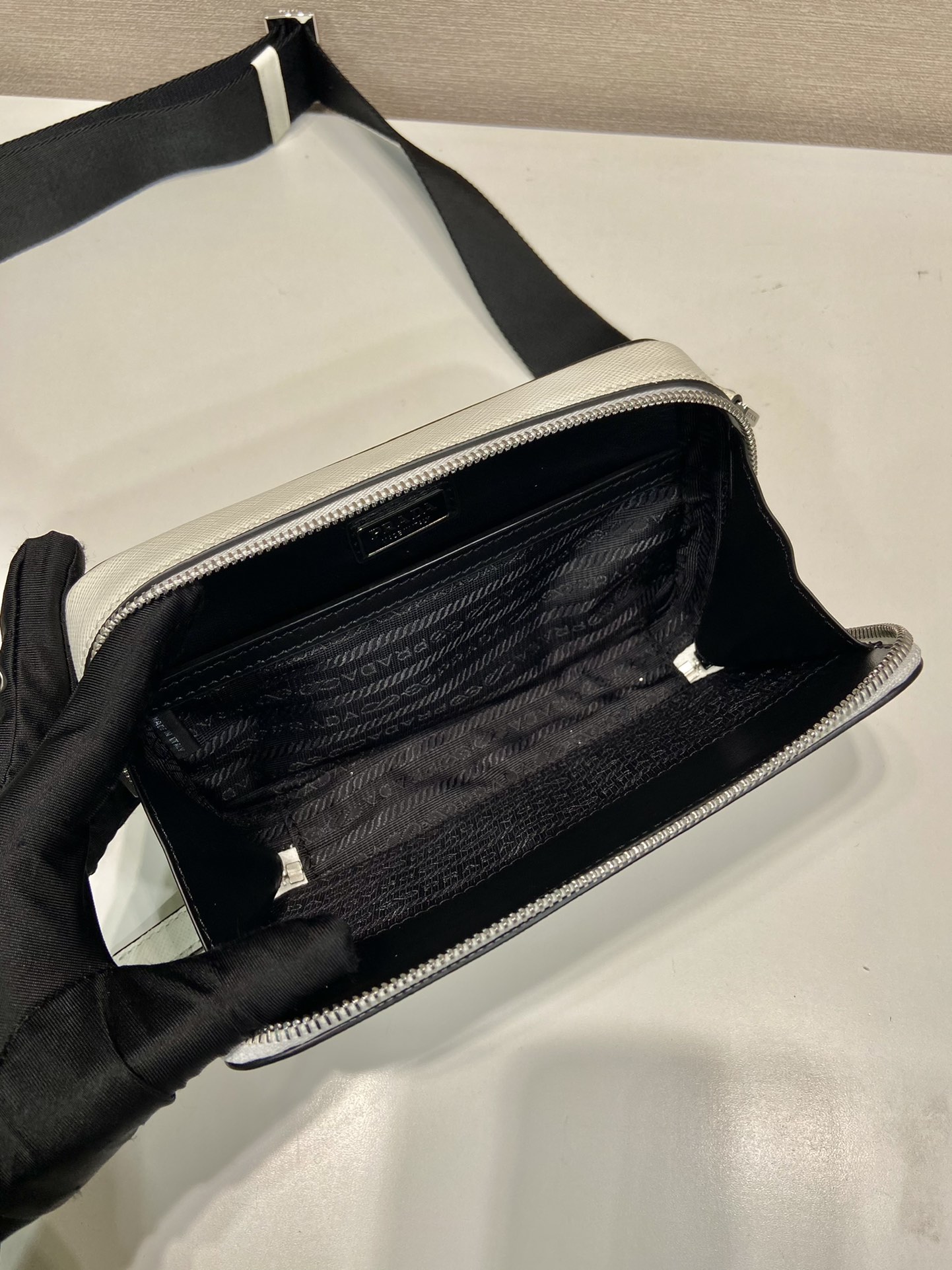 Pra*a brique 2vh173 bag19*11.5*3.5cm