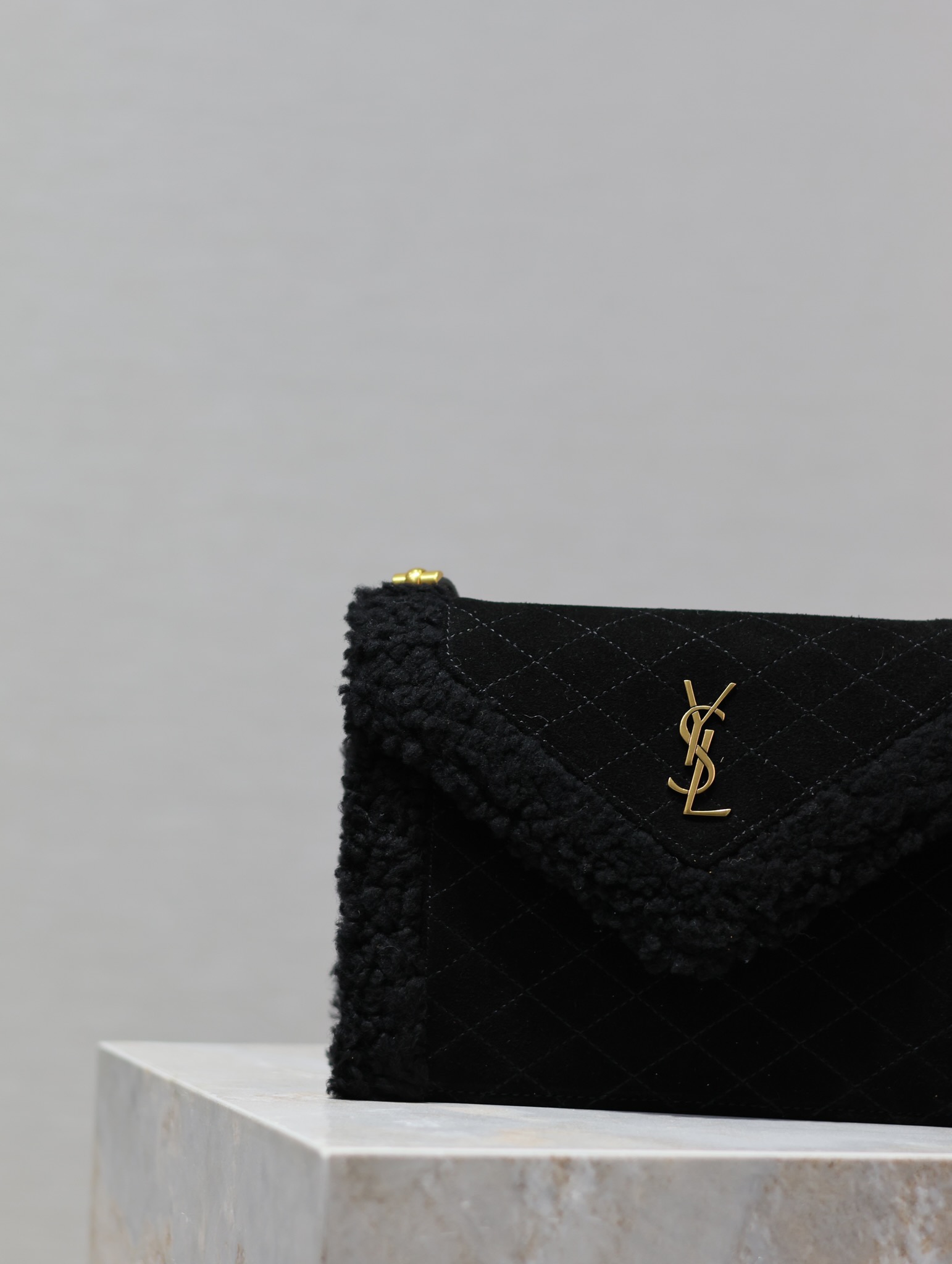 Y*L quilted grain envelope bag-20×14.5x5cm