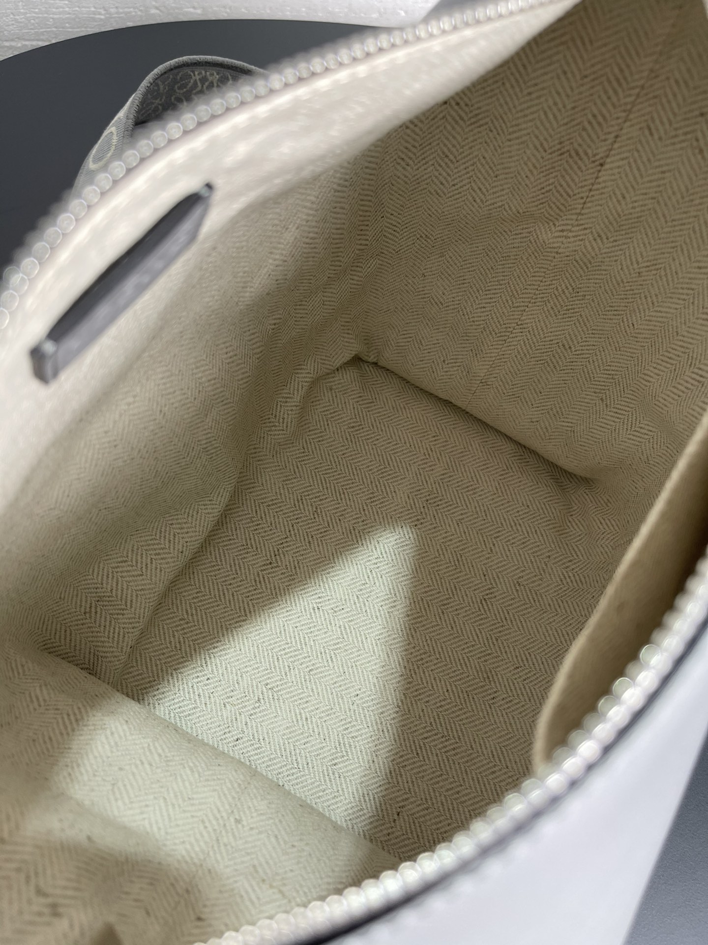 L0ew* cubi bag-29.5*22*10.5cm