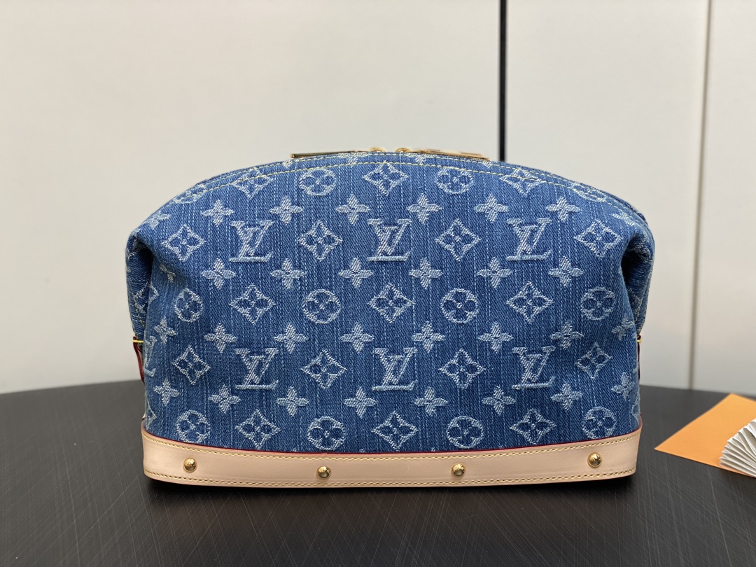 l0*is V*t0n cosmetic bag-m24317-27 x 18 x 9 cm