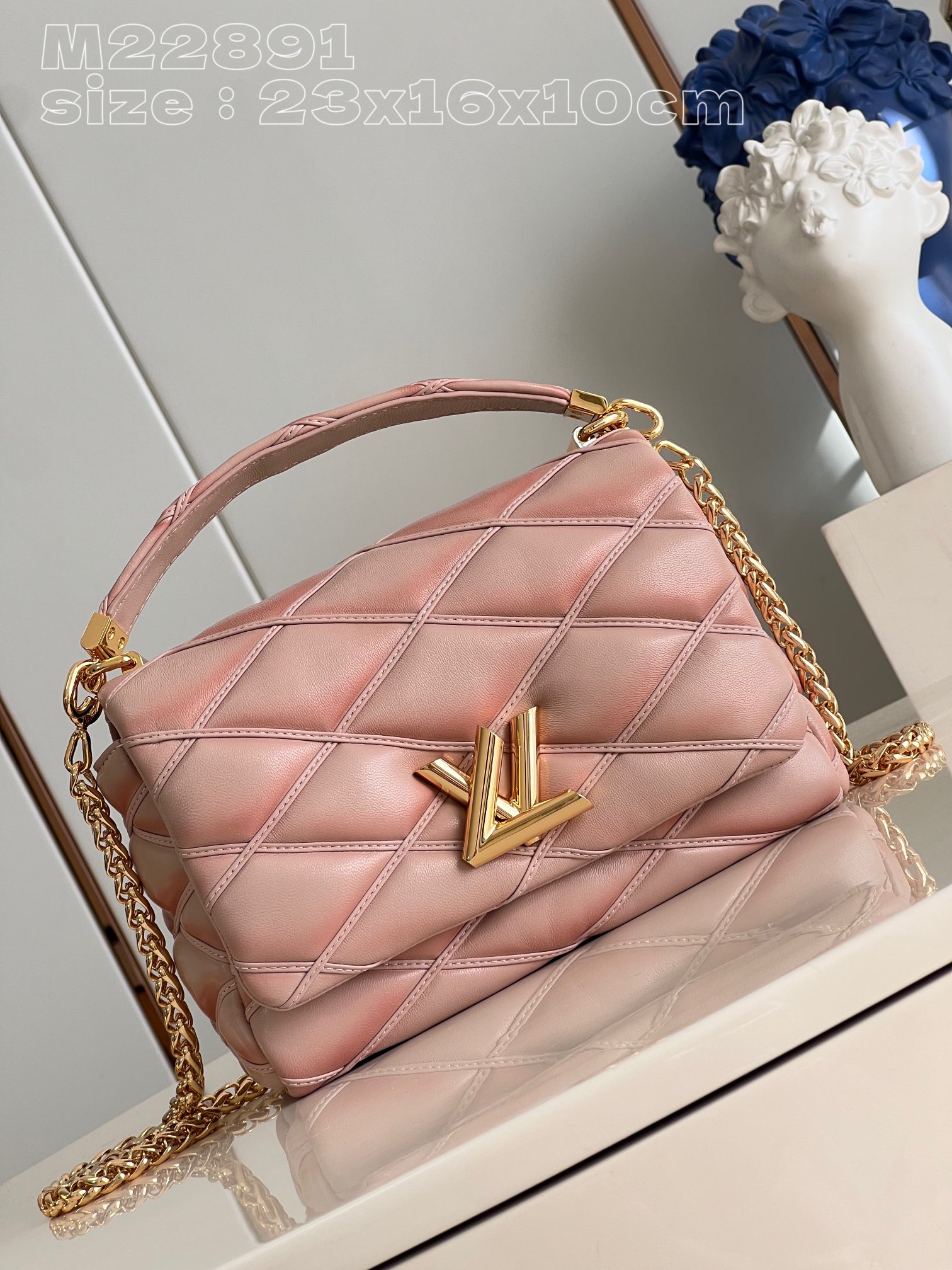 l0*is V*t0n go-14 bag-m22891-23.0 x 16.0 x 10cm