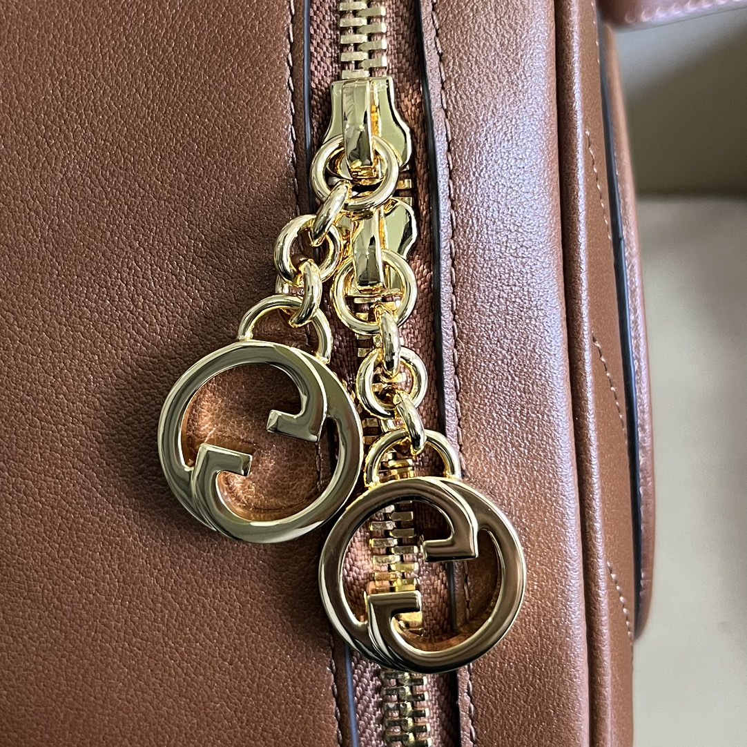 G*u*i blondie shoulder bag-17*15*9cm