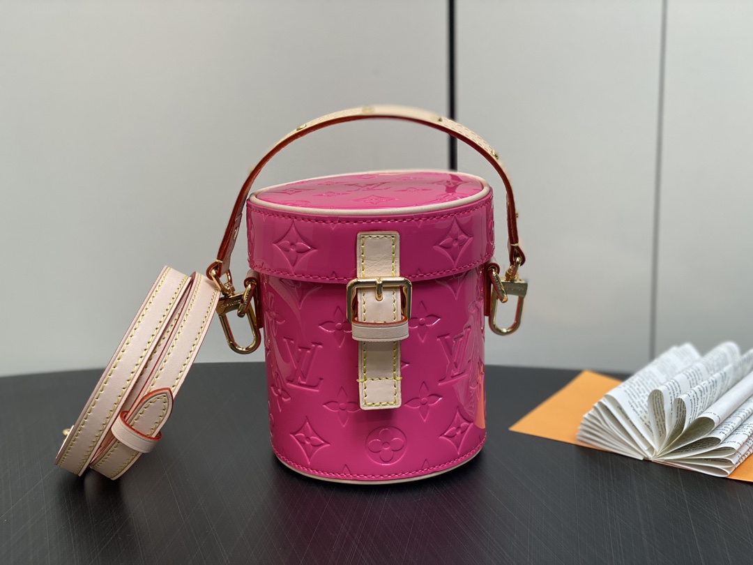 l0*is V*t0n astor bag m24099-12 x 14.2 x 12cm