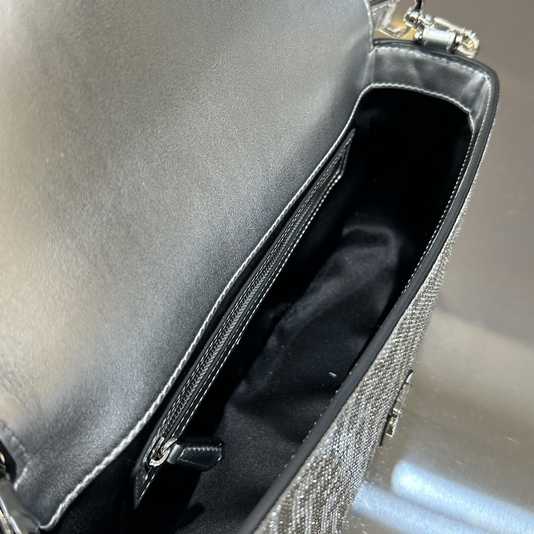 F**di baguette bag-27*15*6cm