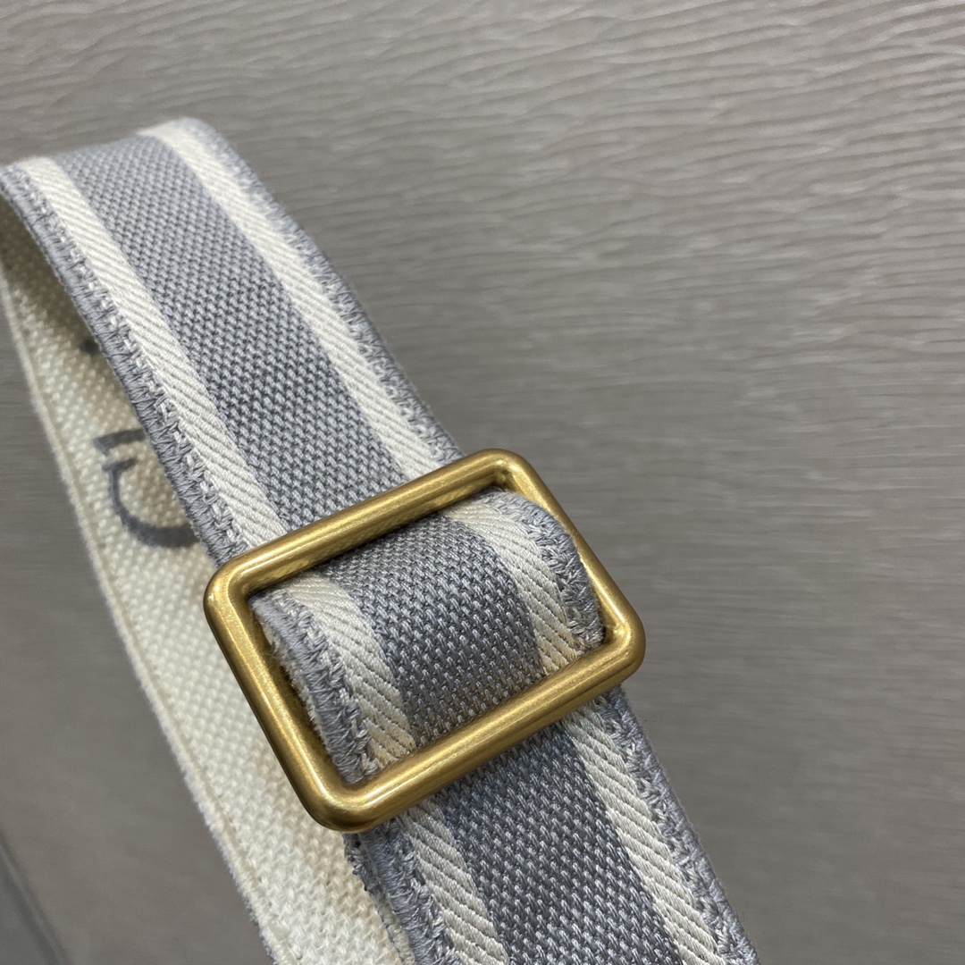 D*or straps