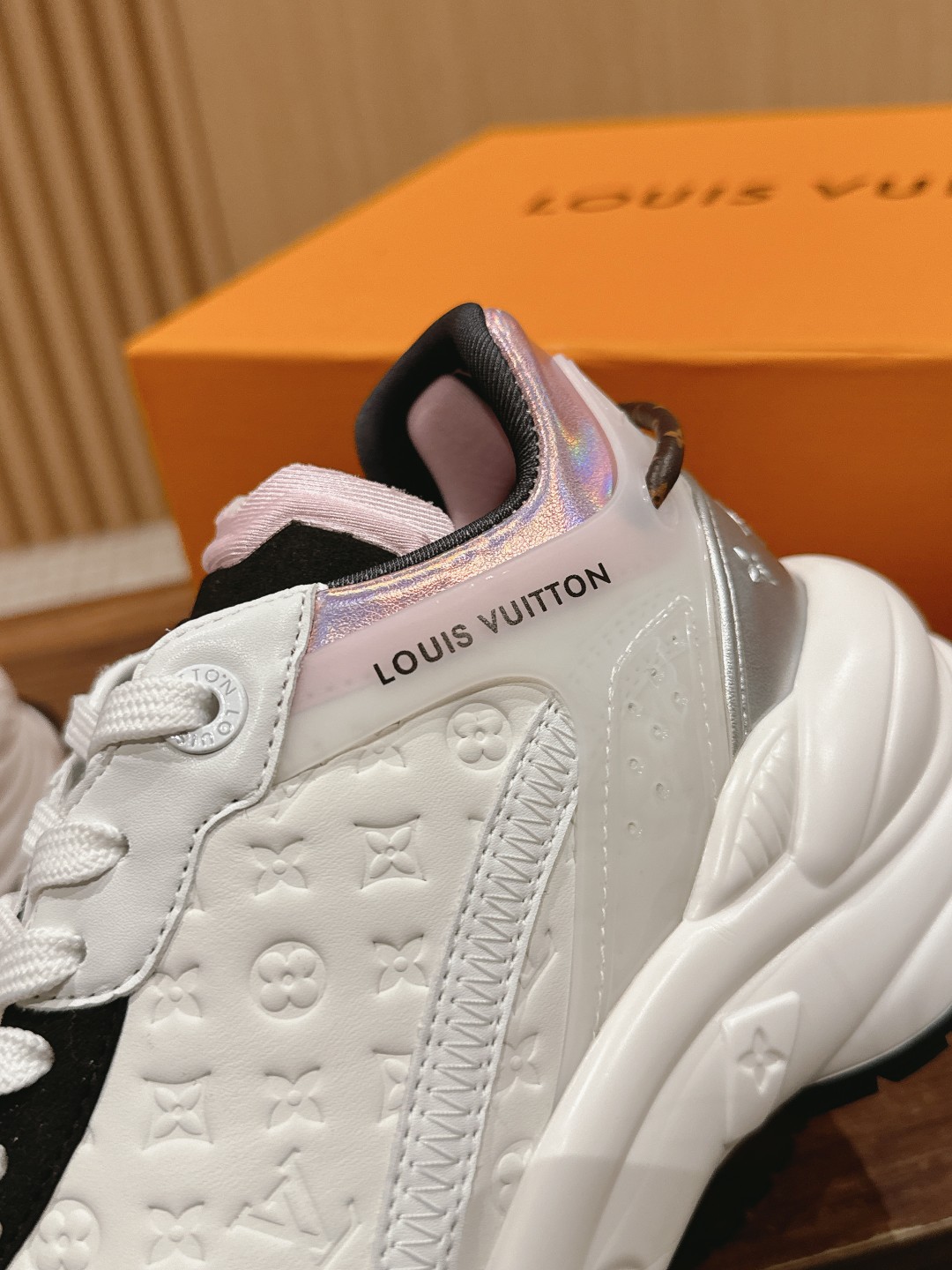 l0*is V*t0n run55 sneakers(eu35-eu41)