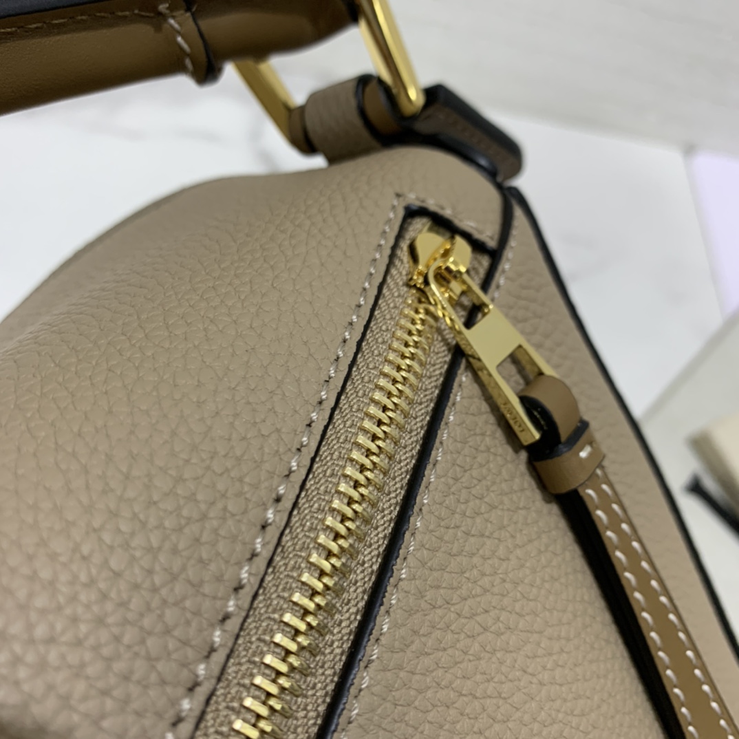 L0ew* puzzle small bag-24*10*14cm