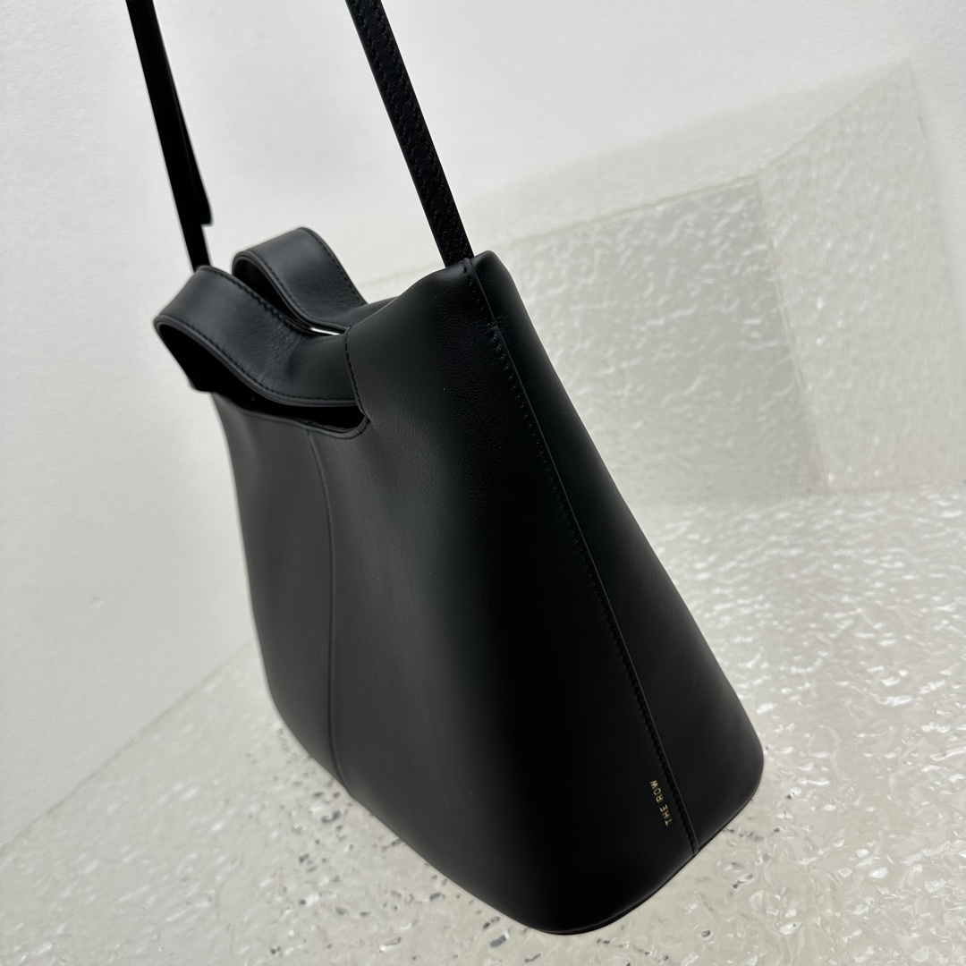 T*e R0w camdem bag-32*23*14cm