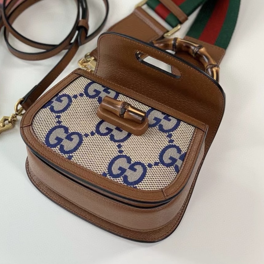 G*u*i bamboo bag-17*12*7.5cm