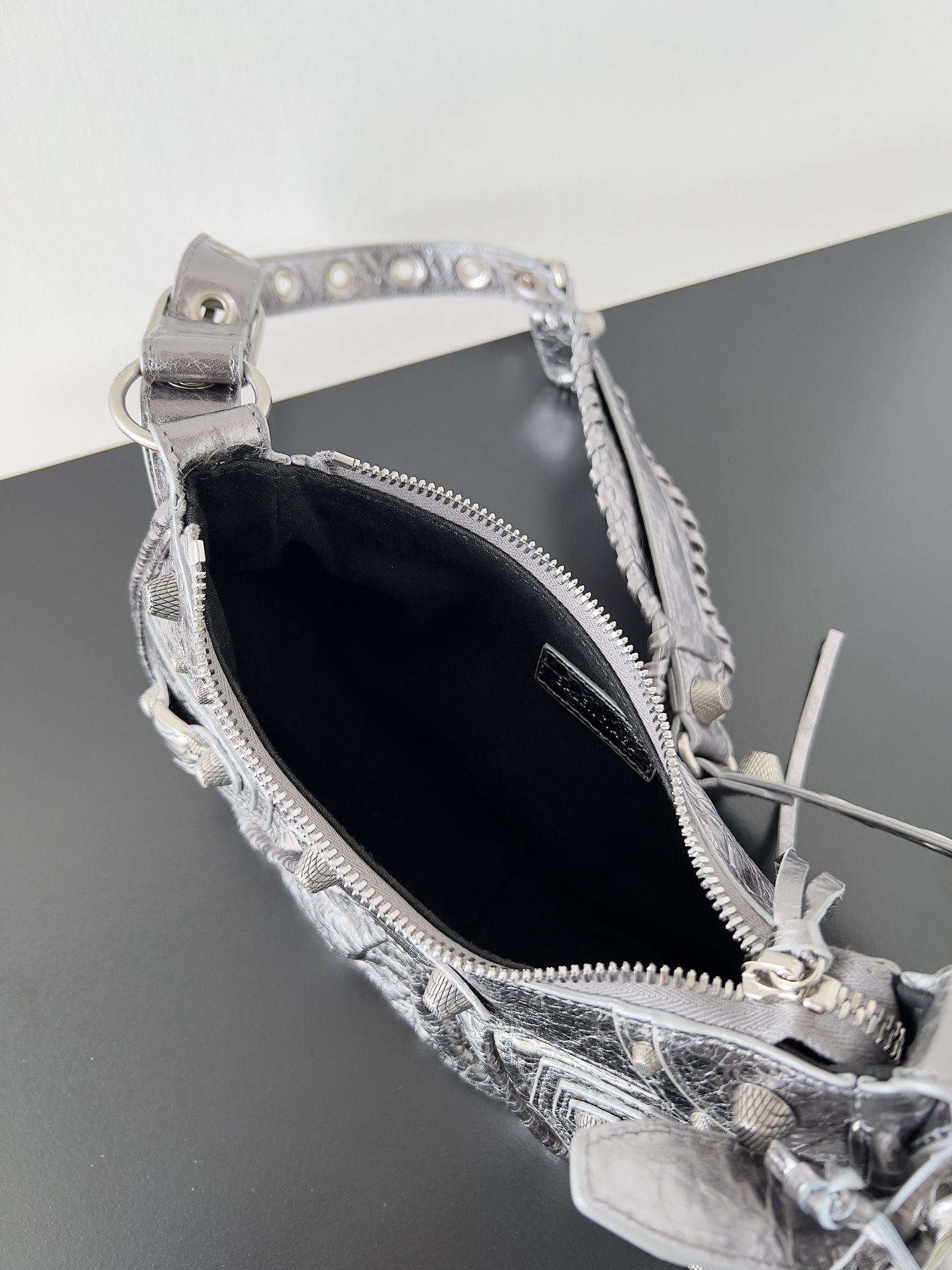 Balenciag Le Cagole Handbags-26x13x18CM